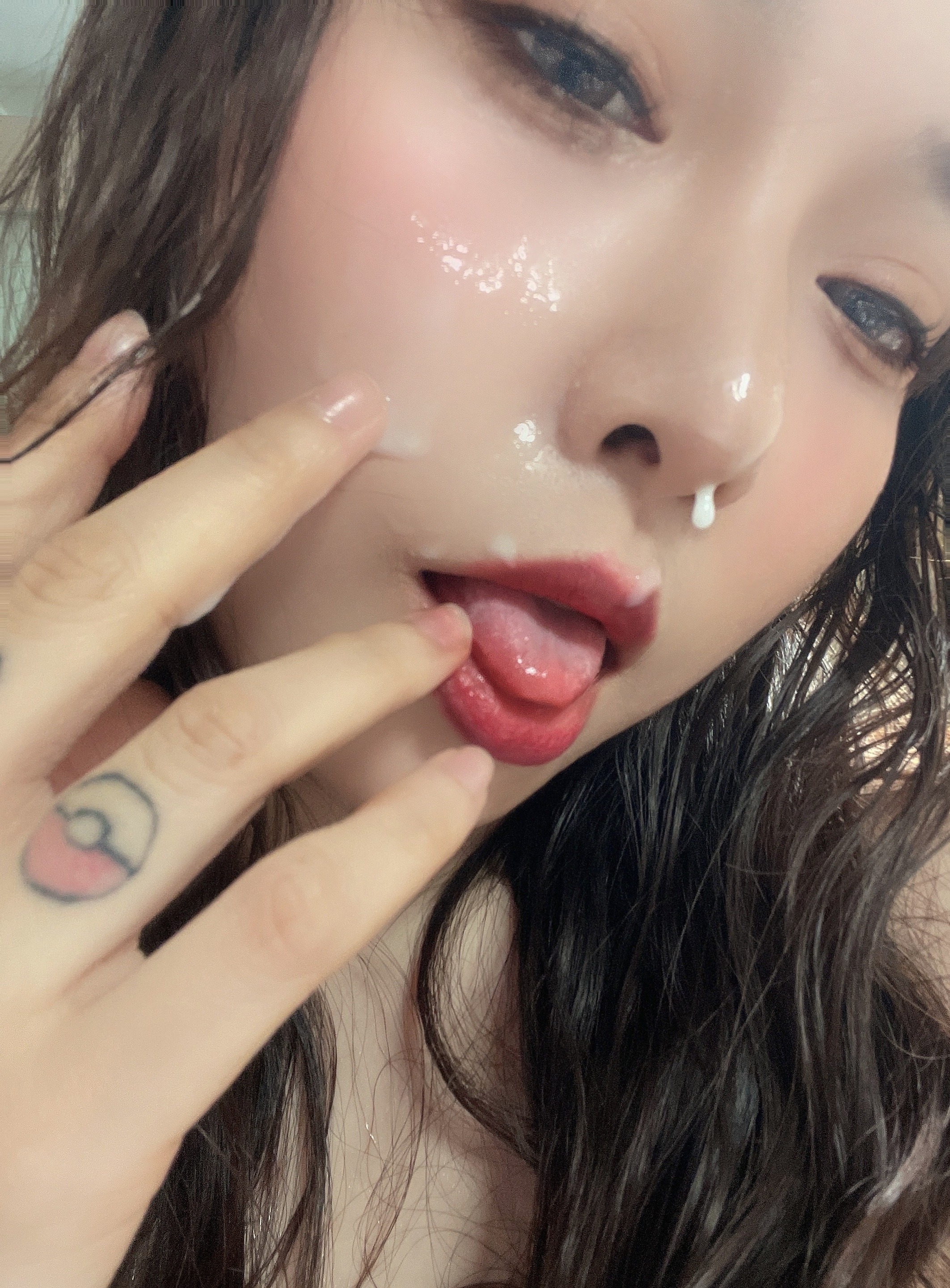 次屁啦学姐大胆三点式30P93MB必看合集