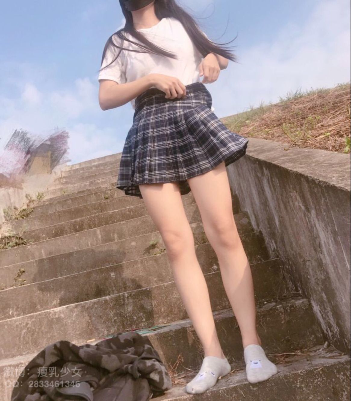 奶肌酱公园露出36P0912人气合集