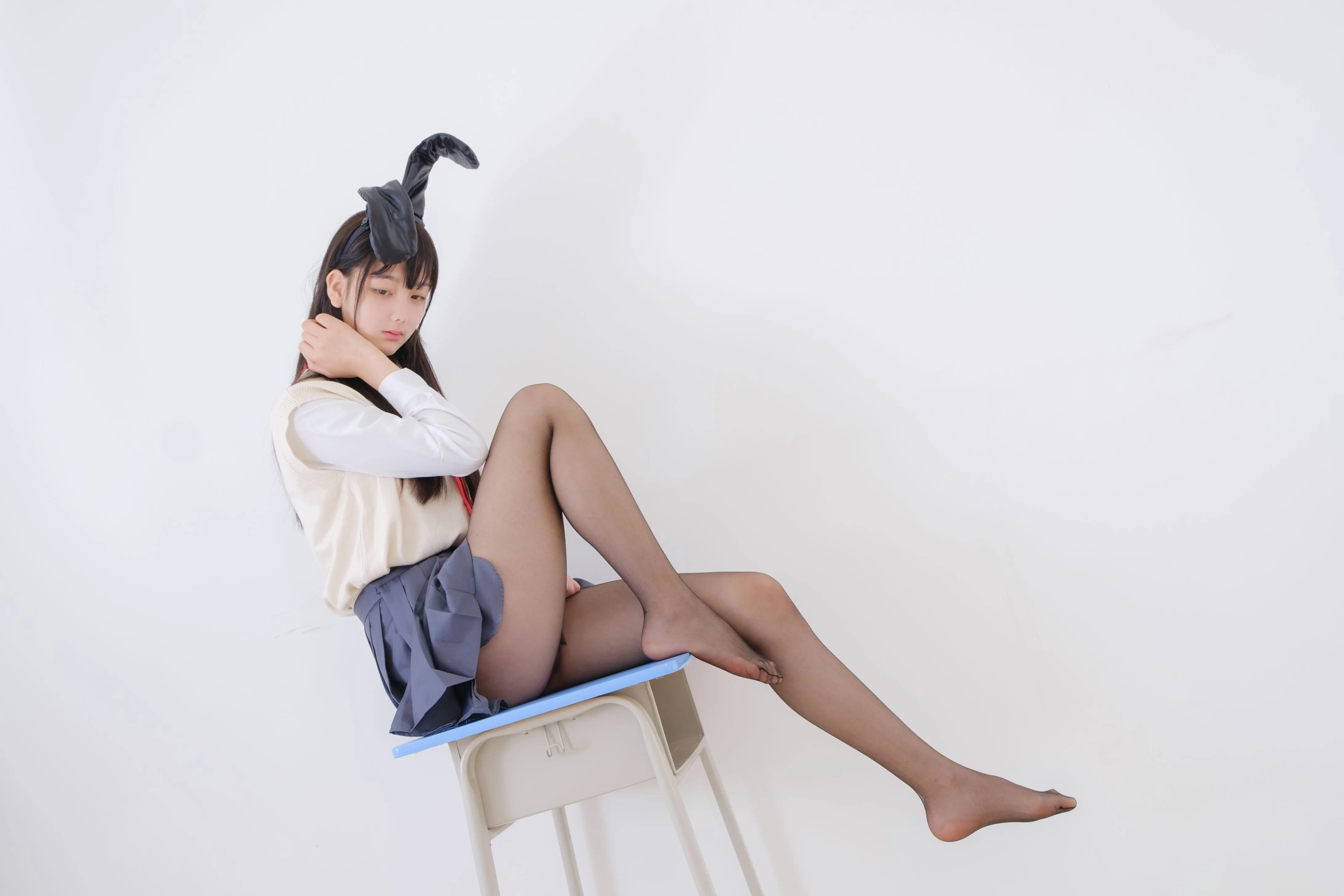VIP夜夜麻衣学姐87P1V306G青春猪头麻衣学姐cos夜夜87图1视频306G首发资源