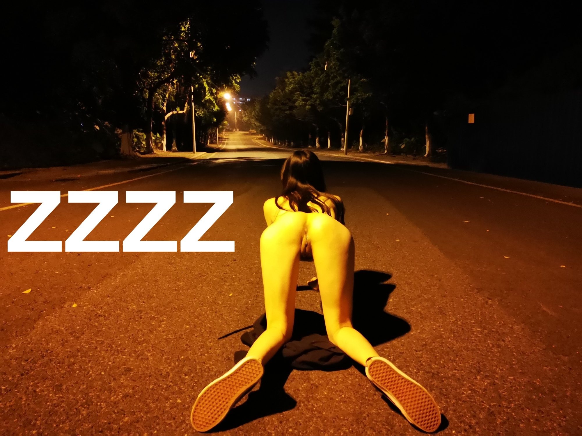 广州情侣ZZZZ全裸露出126P0812免费体验