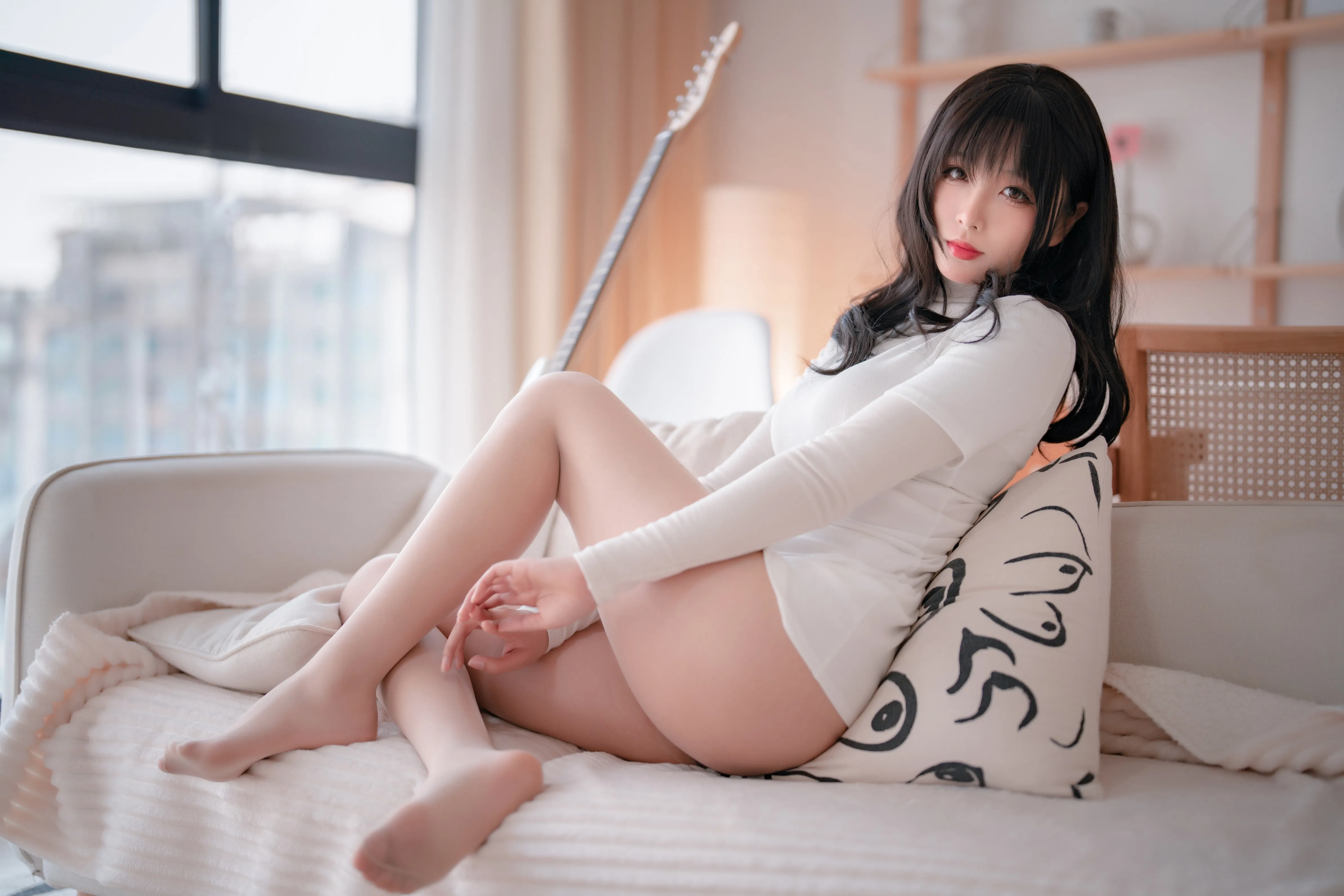 轩萧学姐吉他妹妹肉丝套61P107MB首发资源