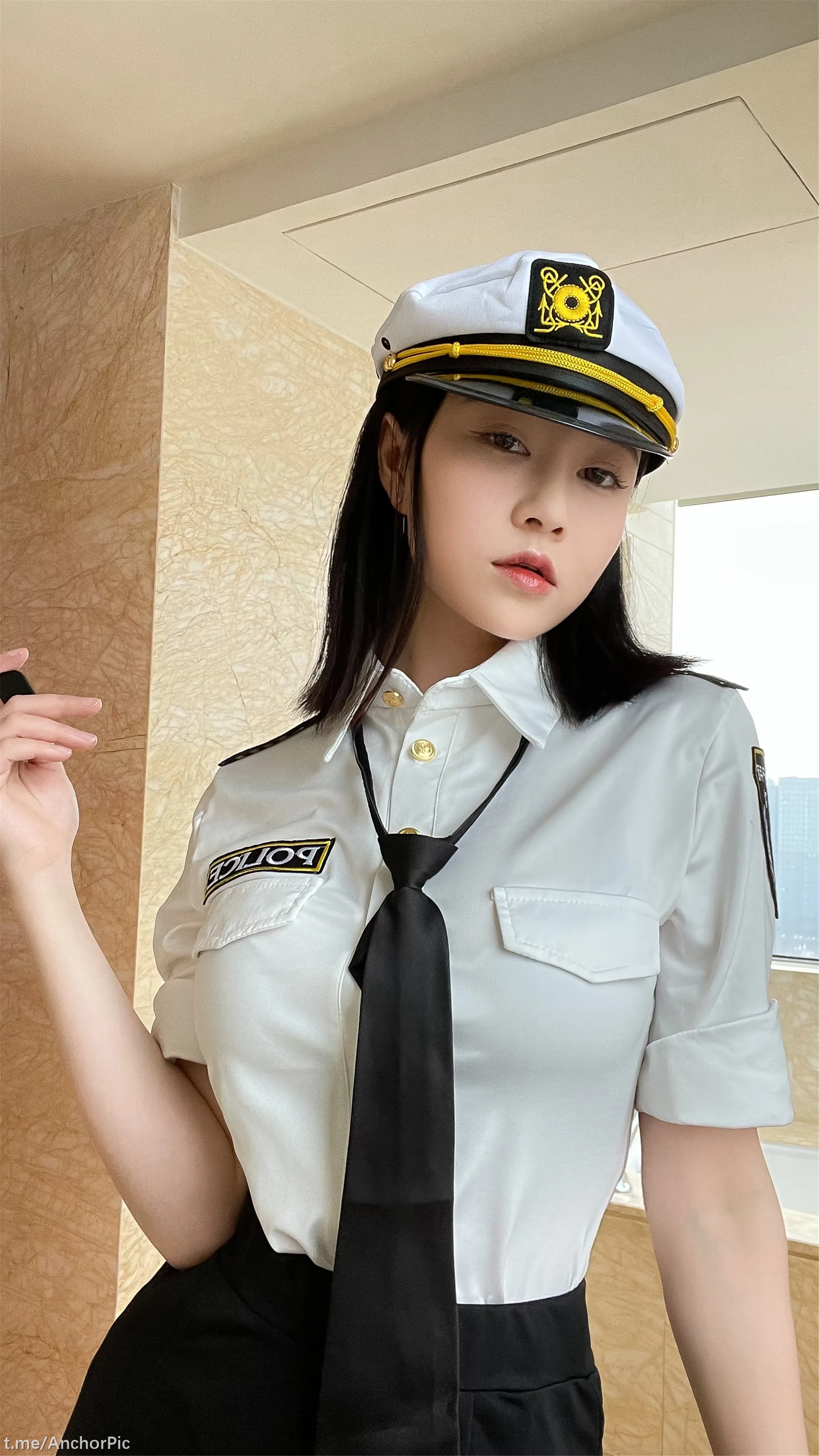 年年涩女警82P0315人气合集
