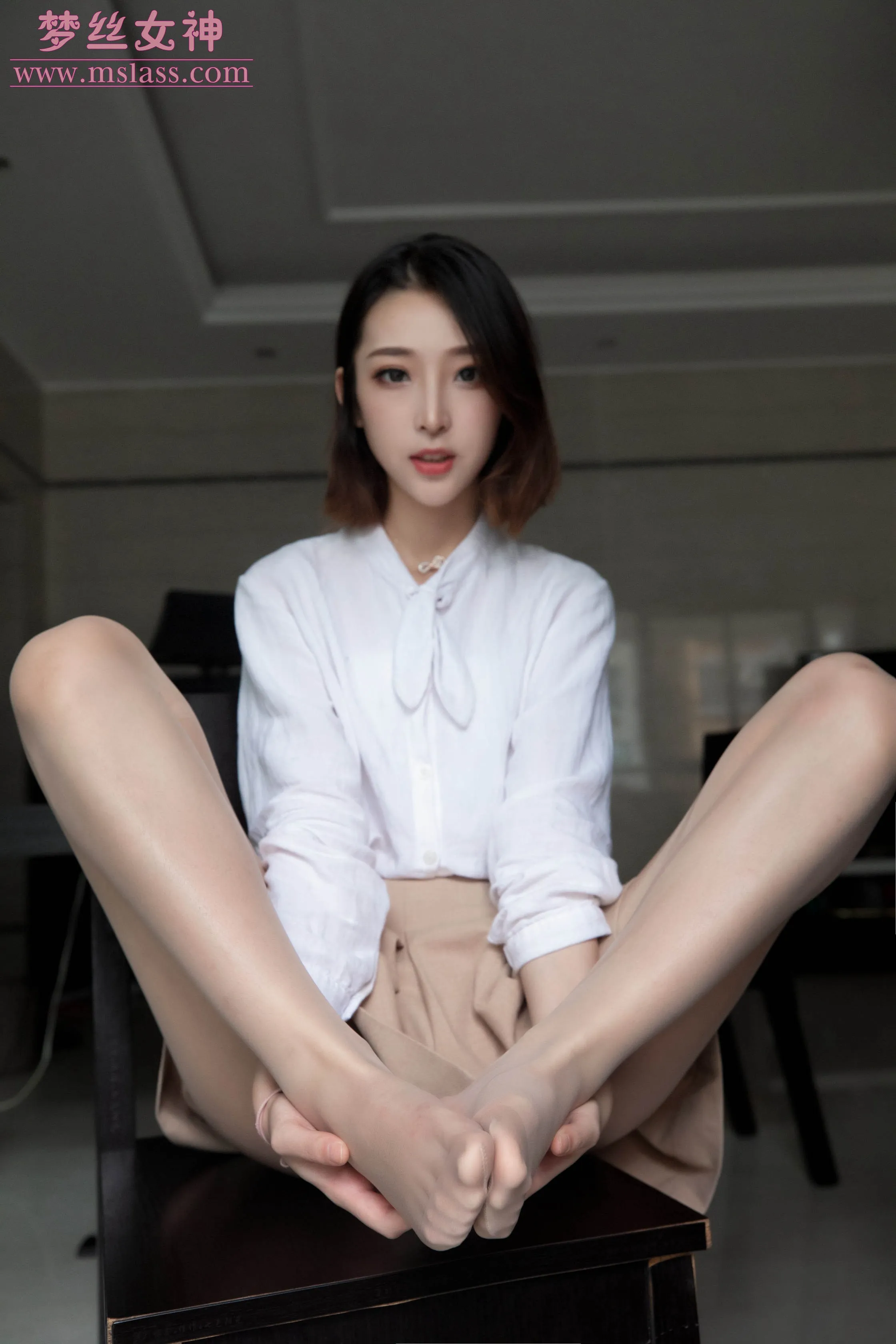 MSLASS梦丝女神乔儿肉色69P1024高清图