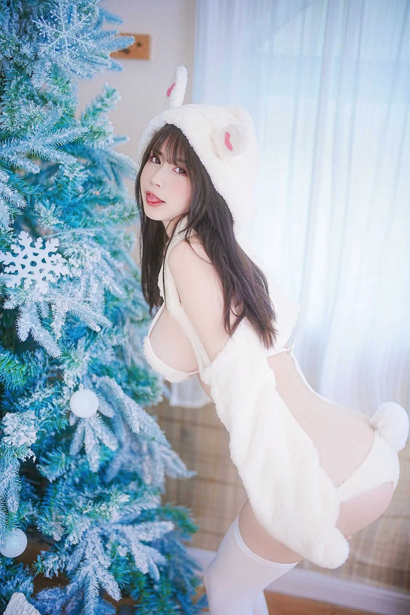 Tina很妖孽呀小兔子乖乖52P699MB高清全套