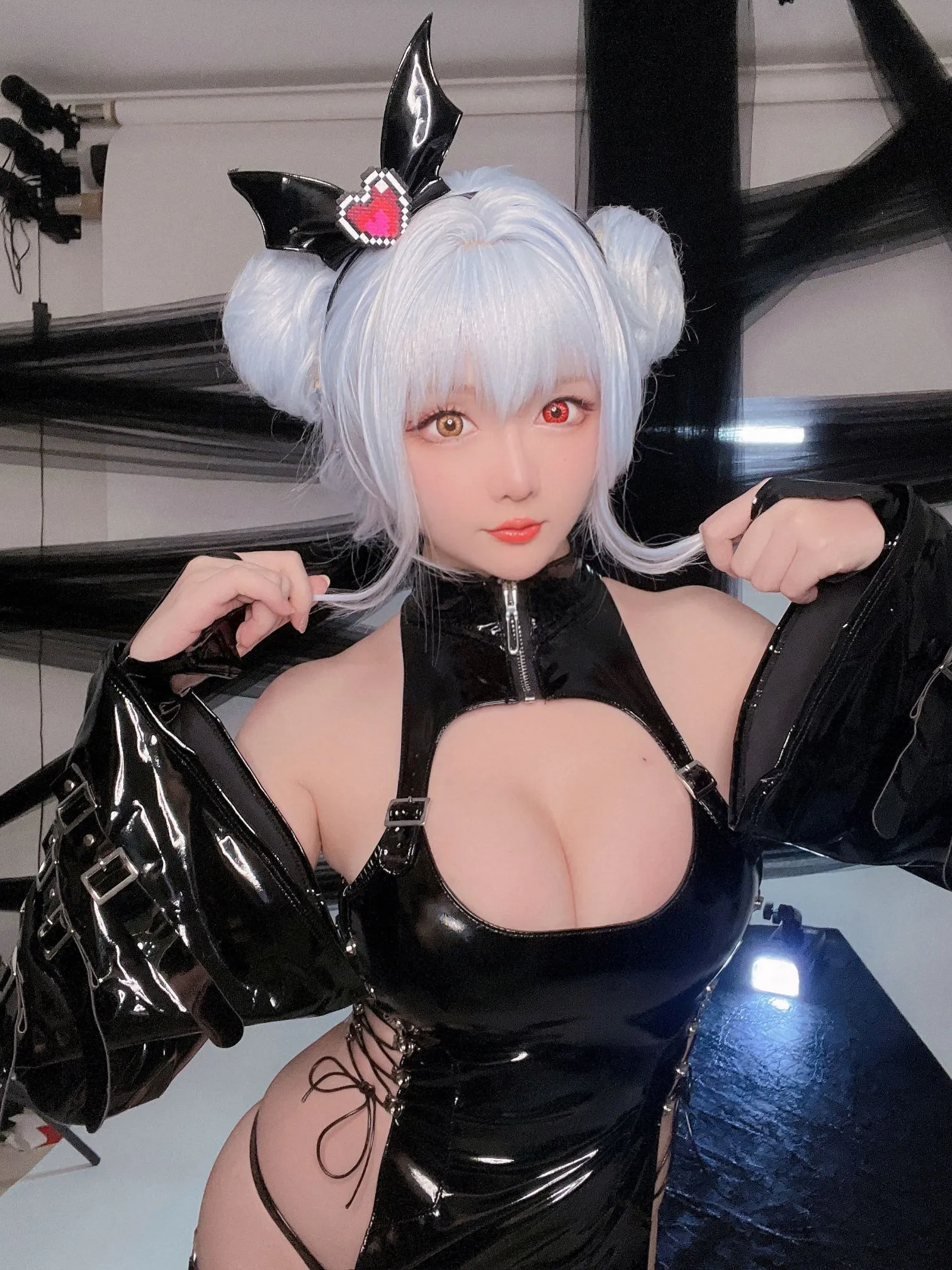 星之迟迟水蓝小恶魔0912热门写真