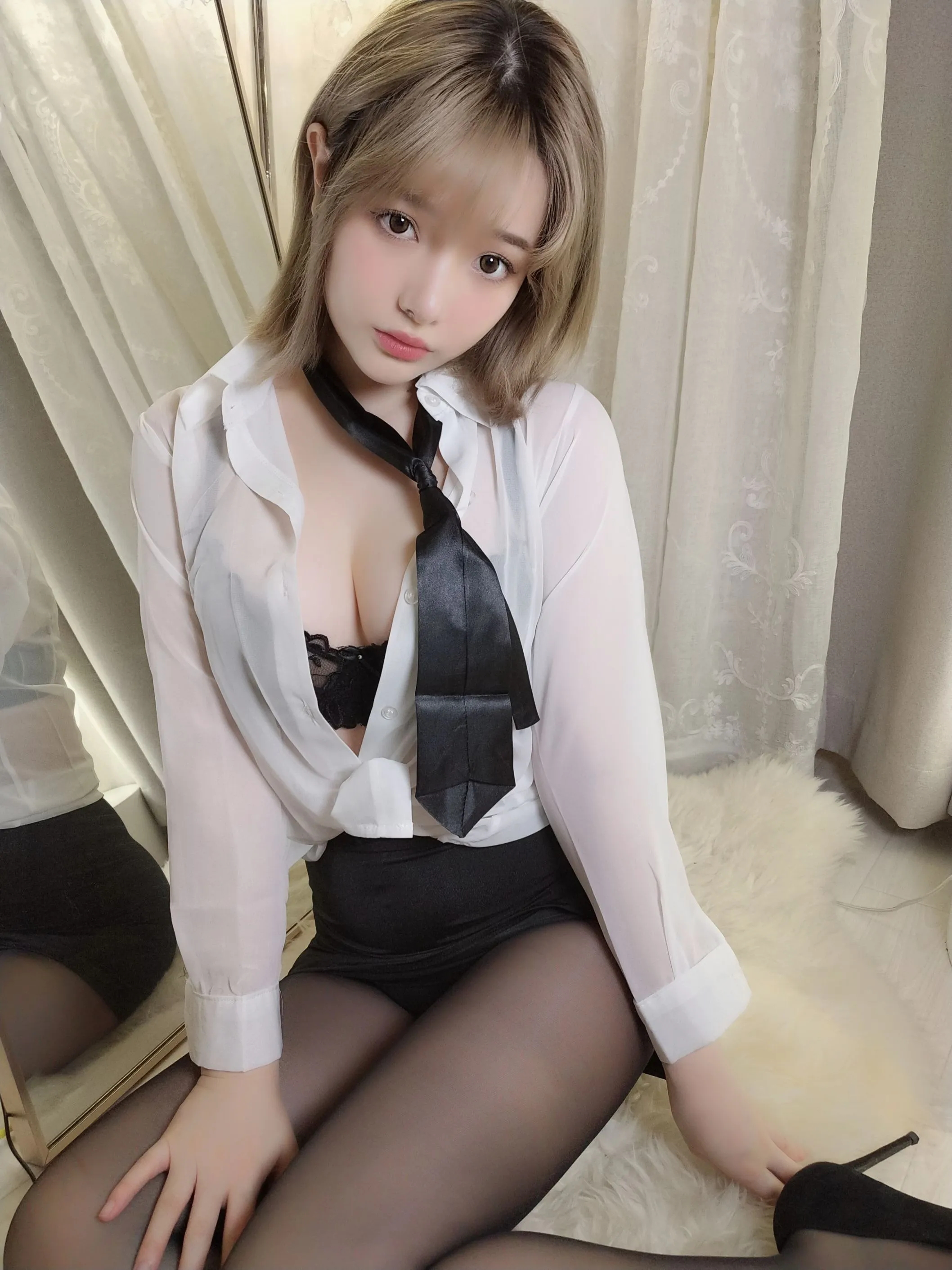 雯妹不讲道理520特辑豪华版白衬衫30P2V187MB0525精选