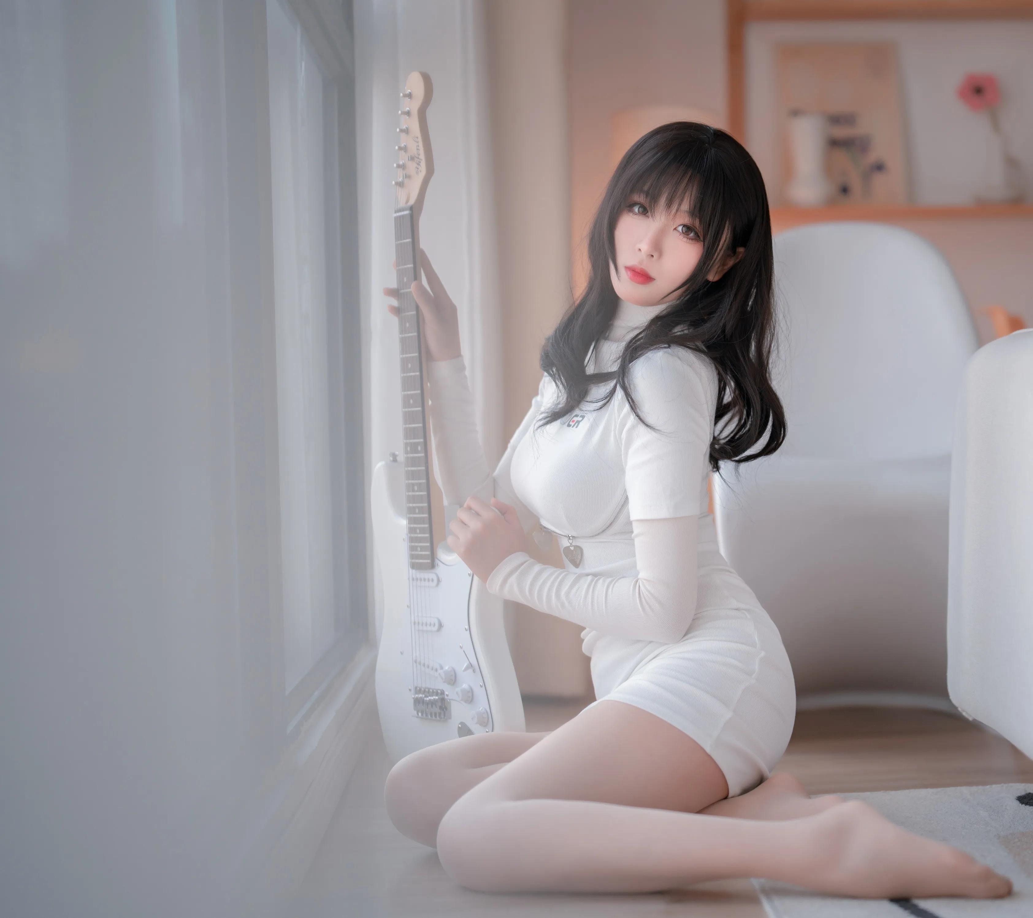 轩萧学姐吉他妹妹肉丝套61P107MB首发资源