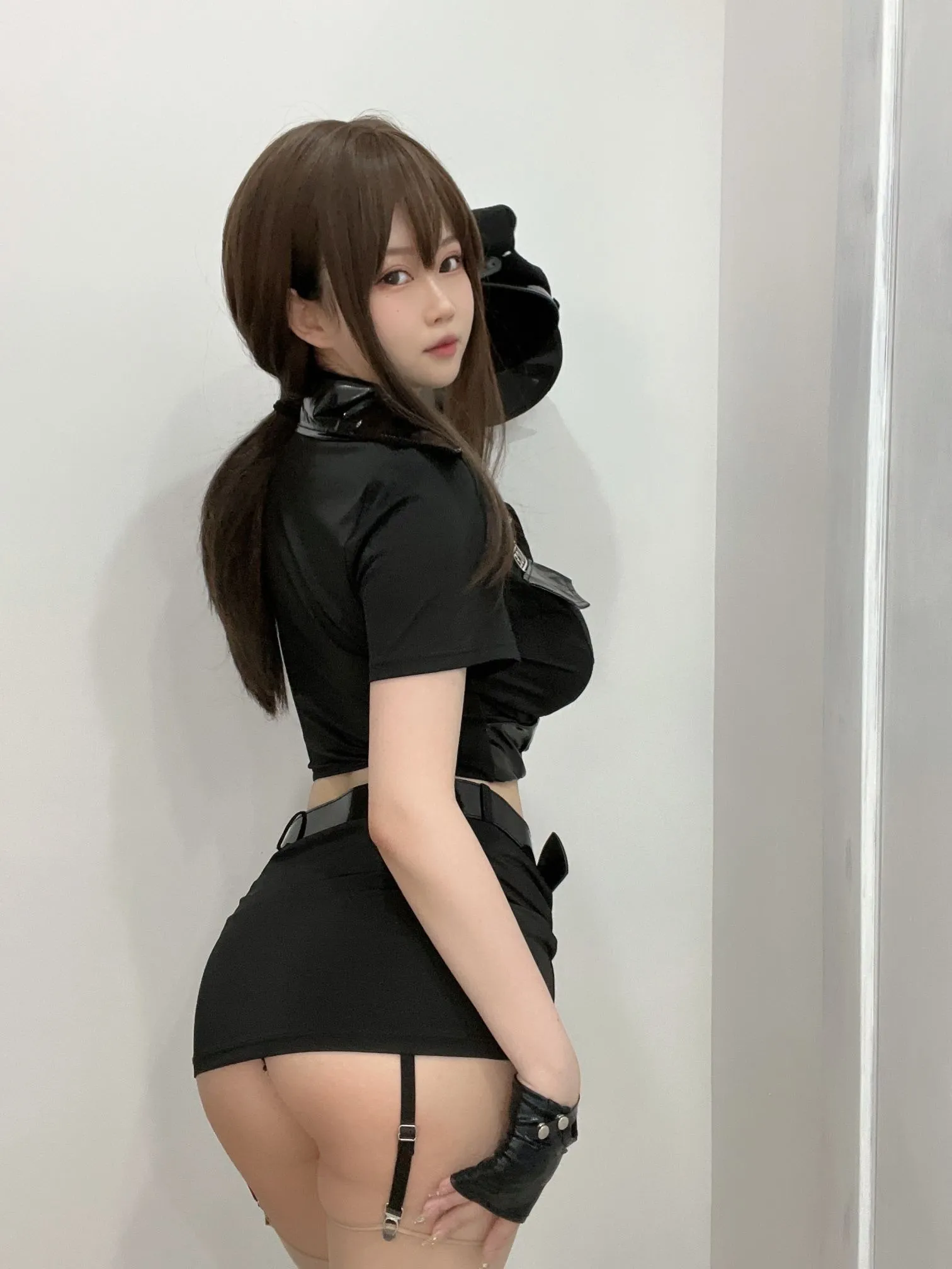 依酱6月女警6月11会员资源0611热门专区