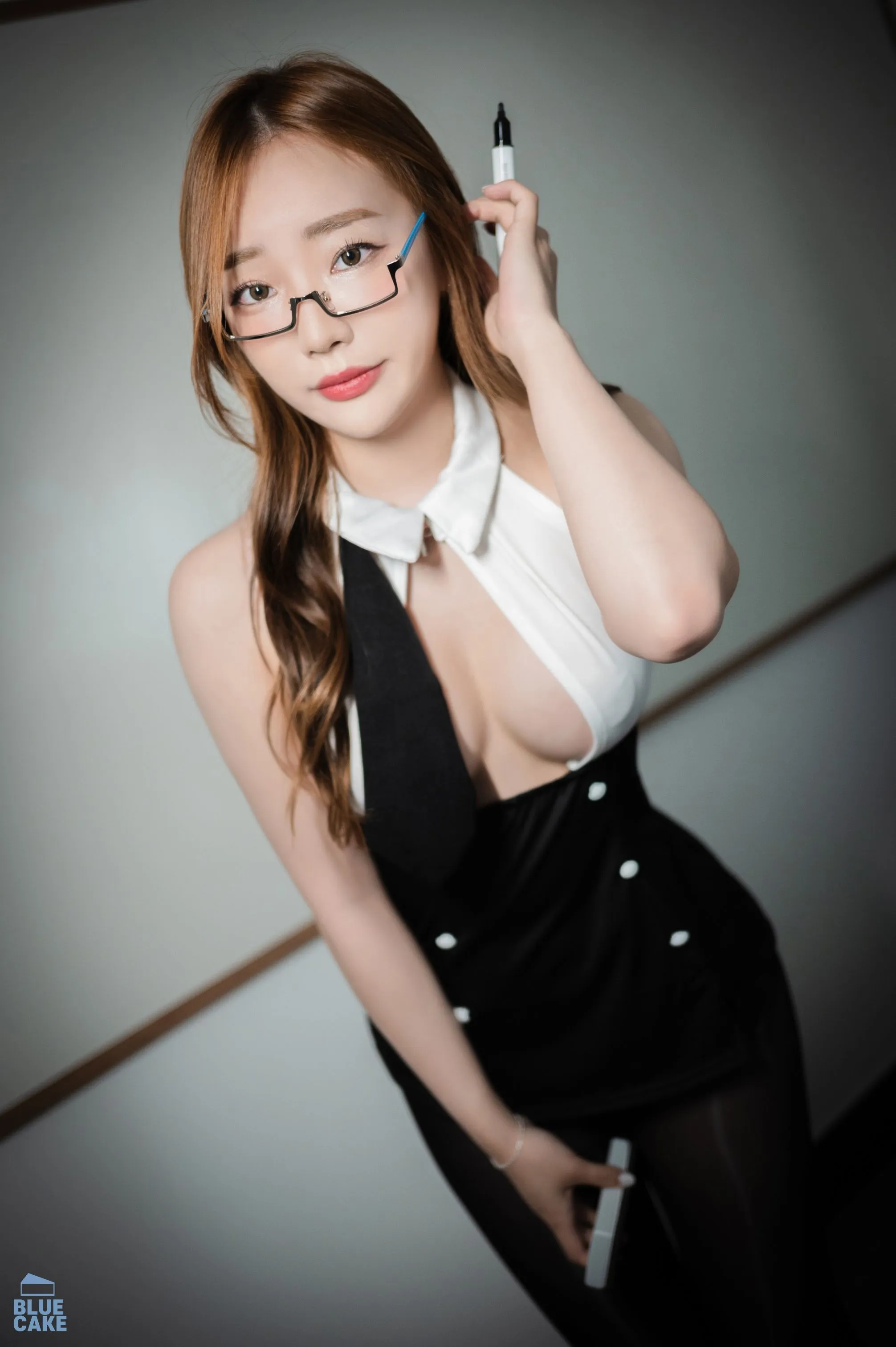 BLUECAKEBlackampRed119P098GB精修版