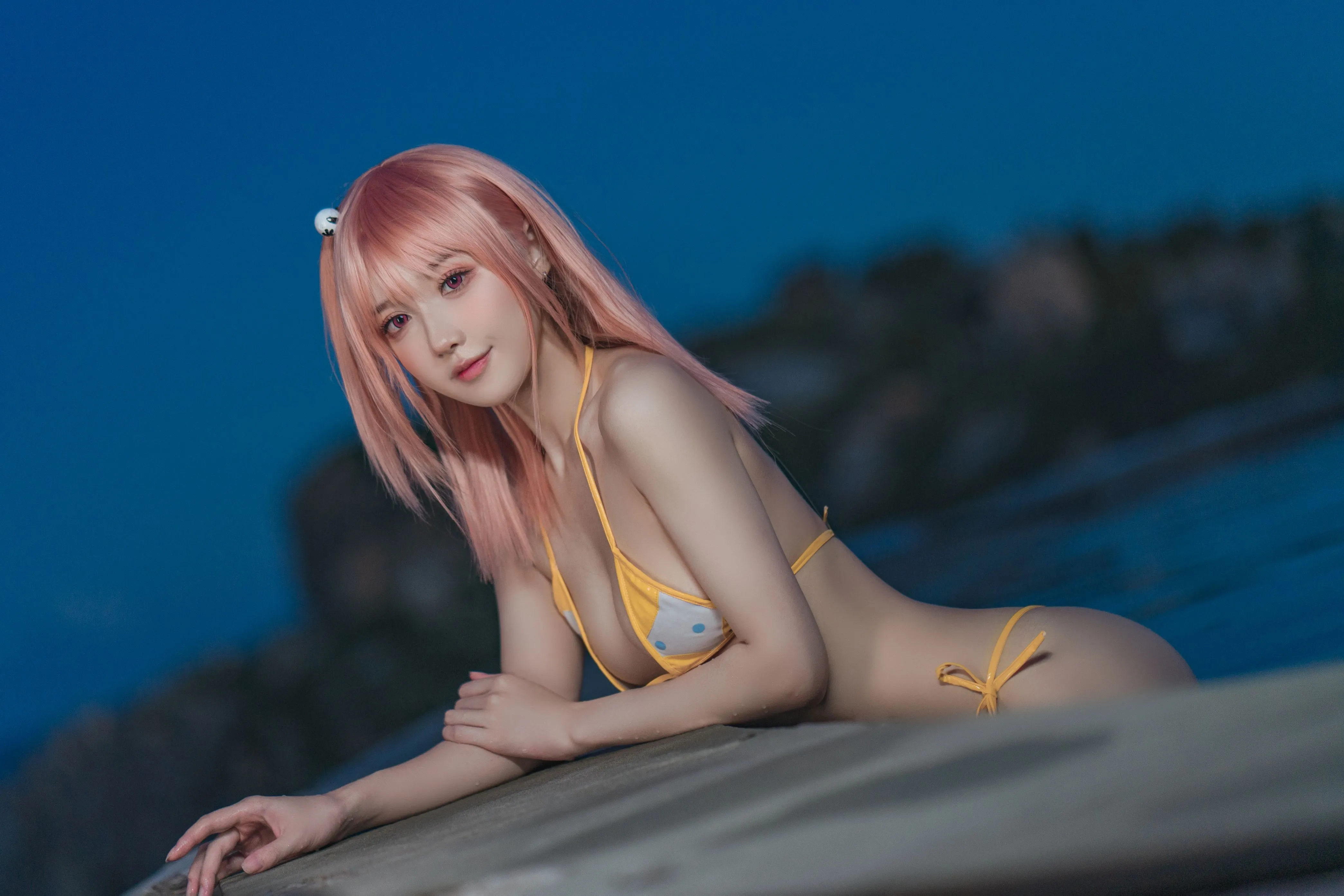 阿包也是兔娘生或死联动碧蓝航线穗香泳装30P733MB最新写真
