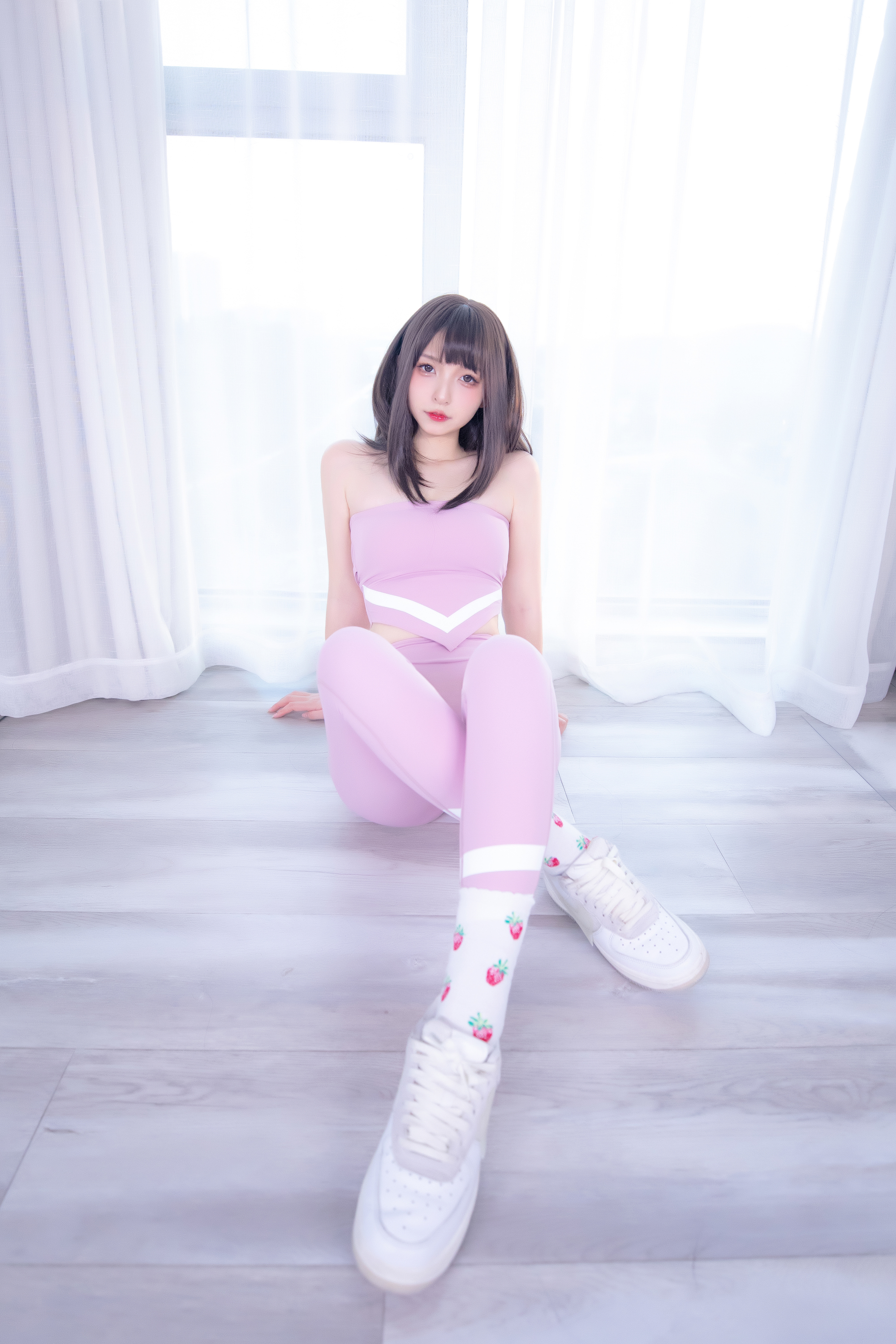 神楽坂真冬草莓蜜桃75P143MB免费资源