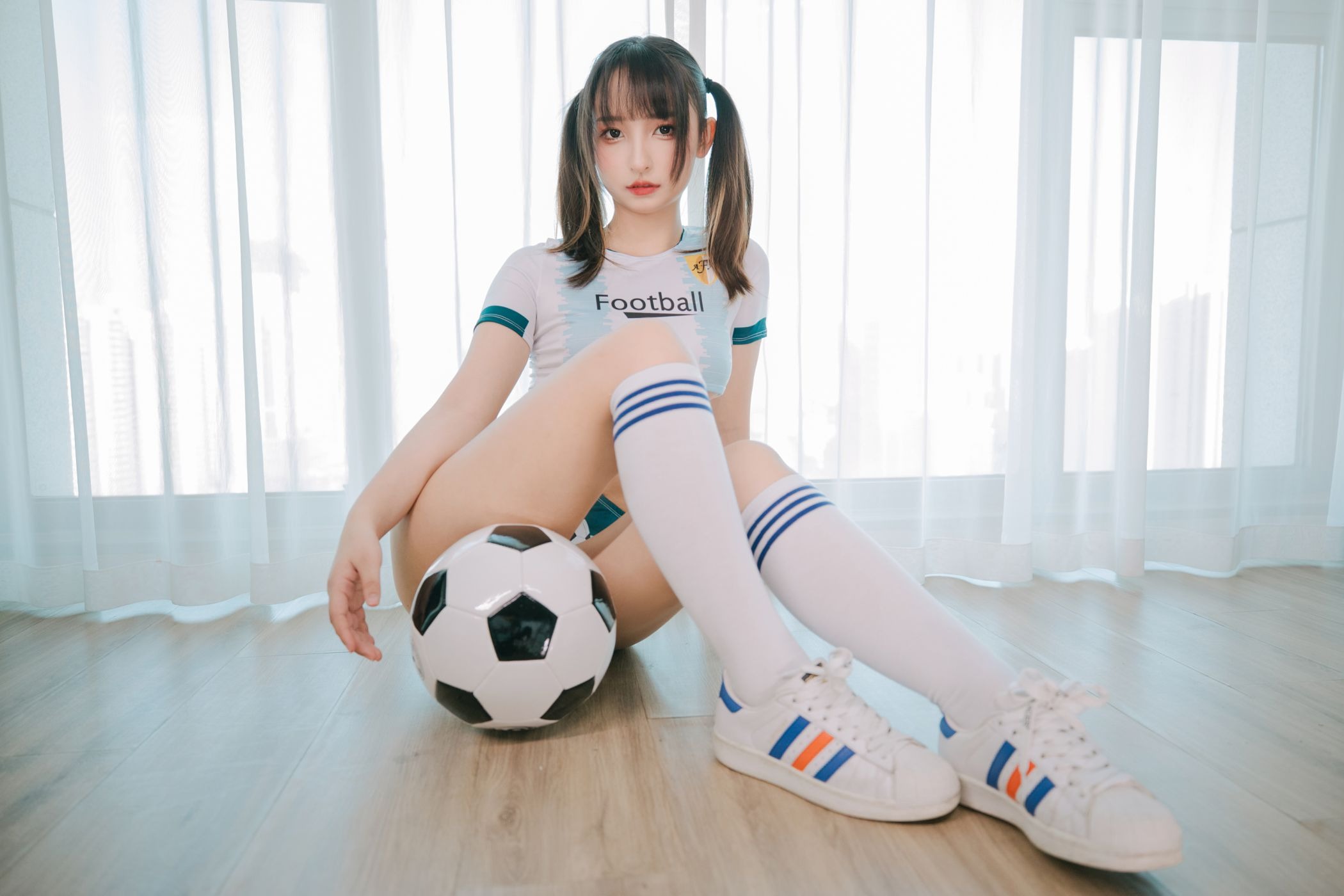 神楽坂真冬啦啦队少女ハーフタイム150P2V565MB稀有资源
