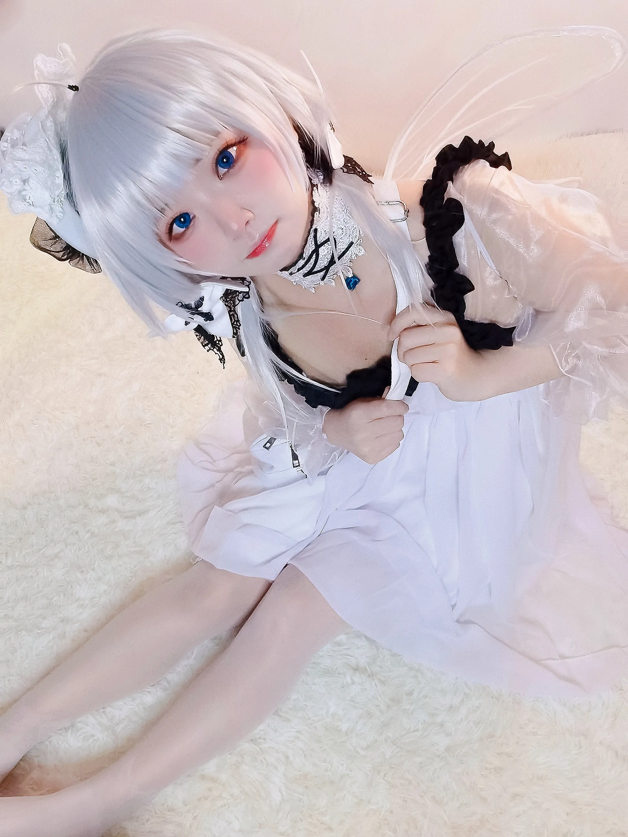 伊喵君_Nya碧蓝航线小光辉19P70MB最新写真
