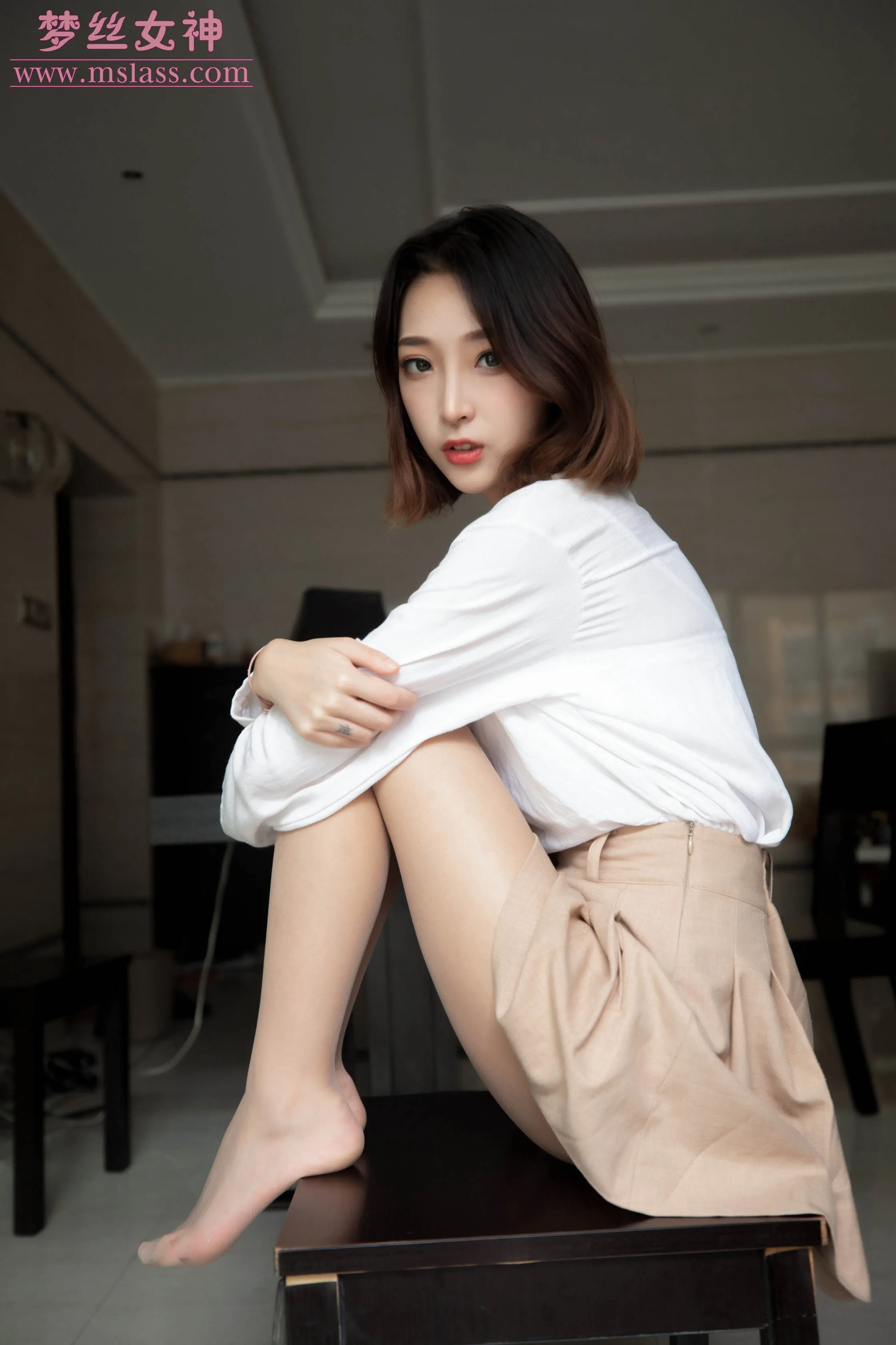 MSLASS梦丝女神乔儿肉色69P1024高清图