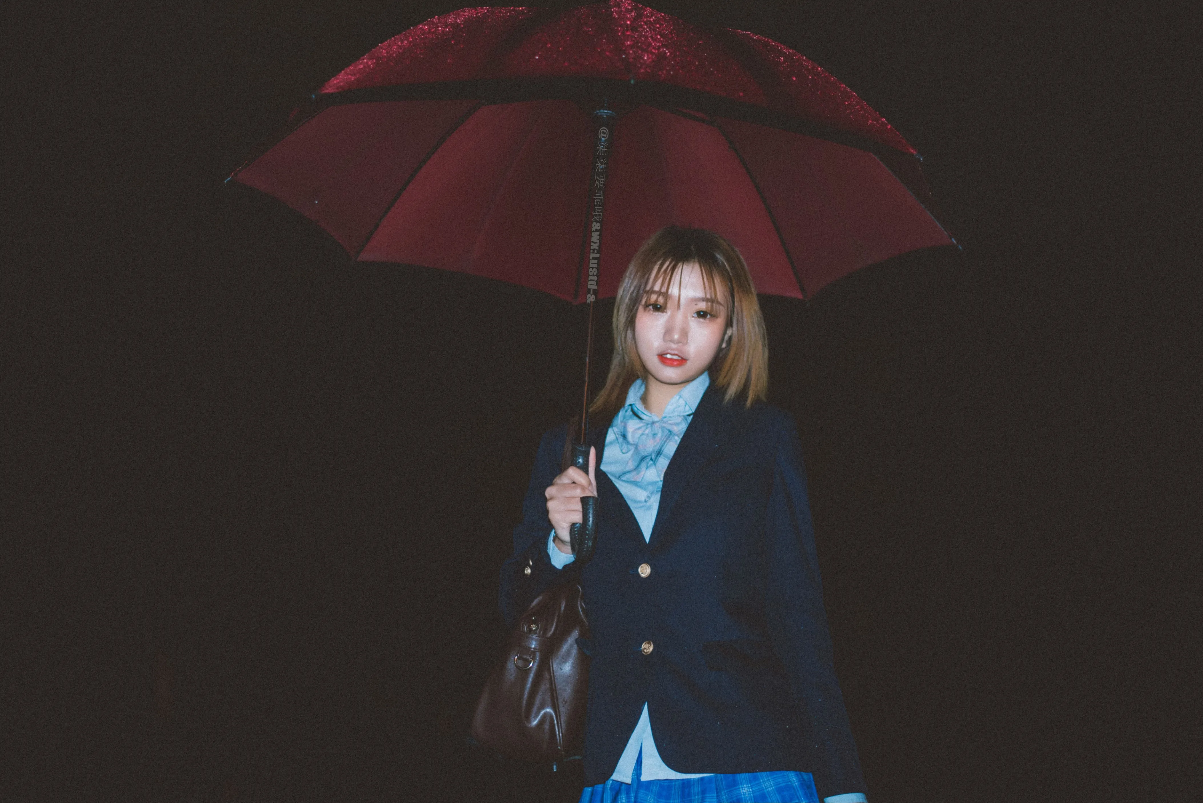 柒柒不可爱深夜公园JK36P0610独家发布