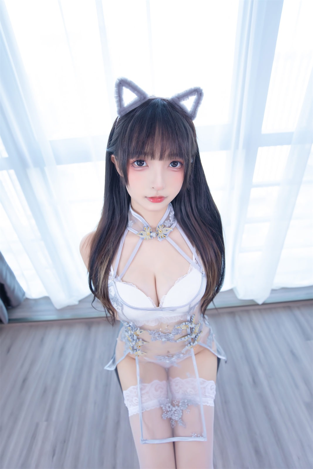 神楽坂真冬羞涩喵喵网红写真
