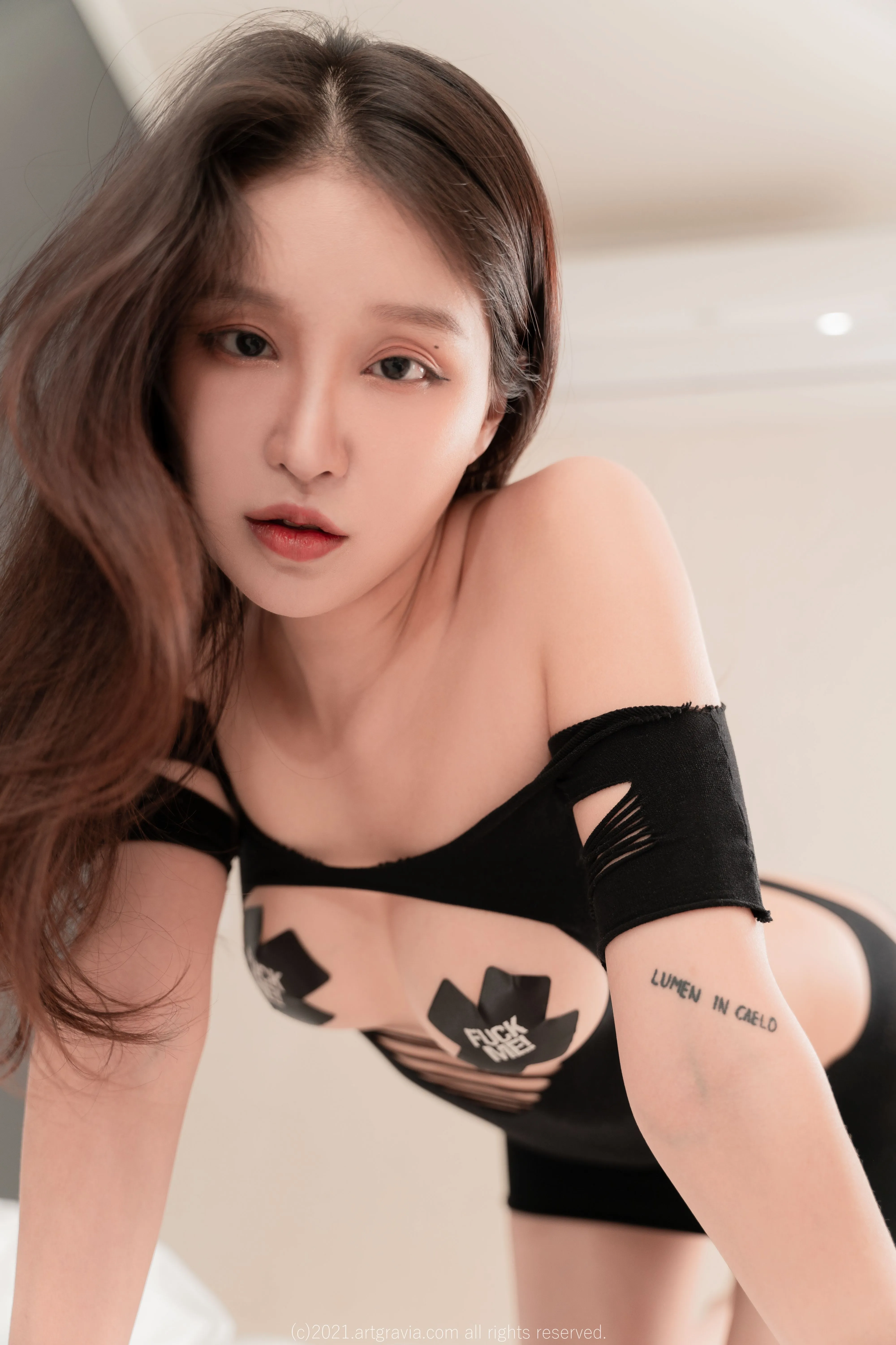 ArtGraviavol322LeeSeol81P1129每日更新