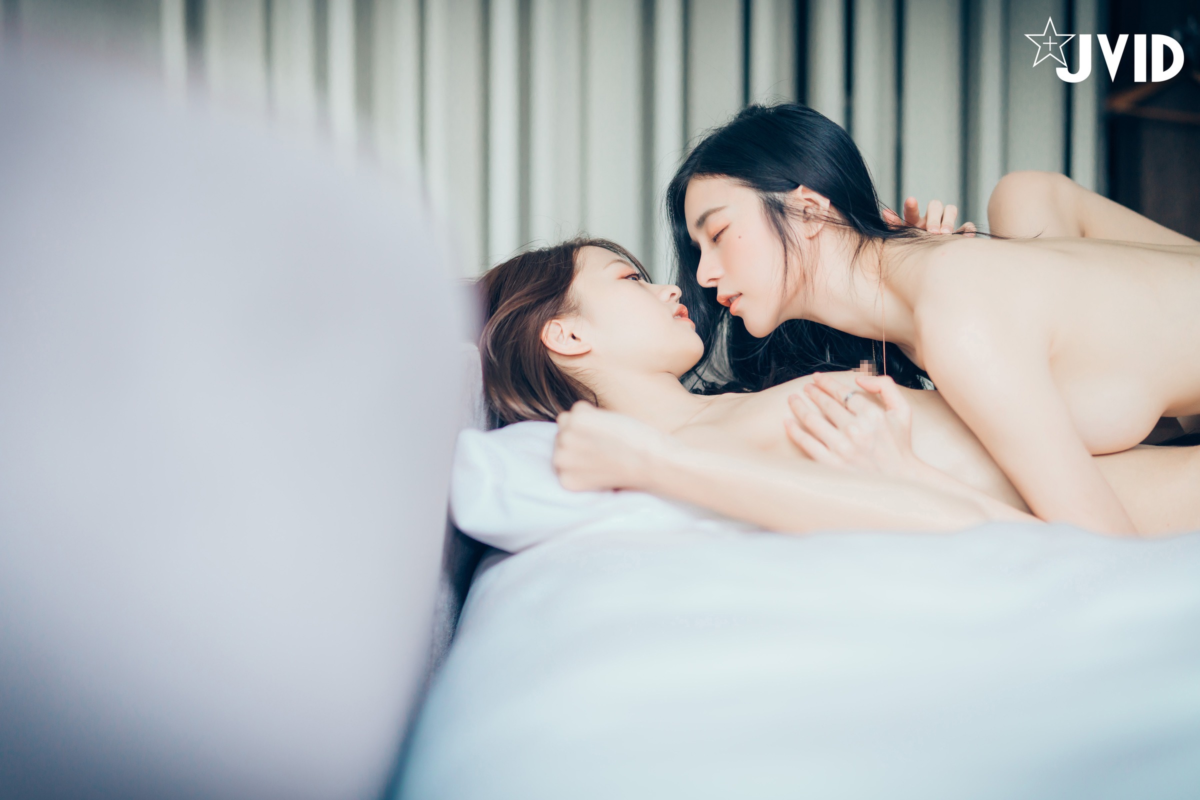 JVID好色萝莉妍妍X巨乳御姊辰辰0226完整版
