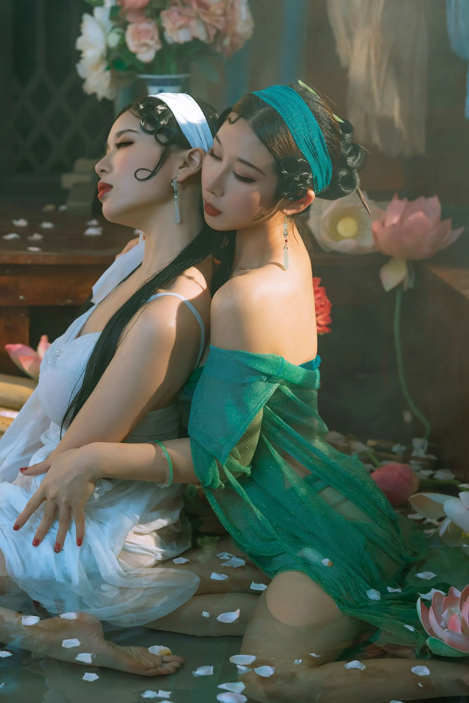 奶桃轩萧学姐双人旗袍白娘子青蛇缠绵12绸缎0405网红写真