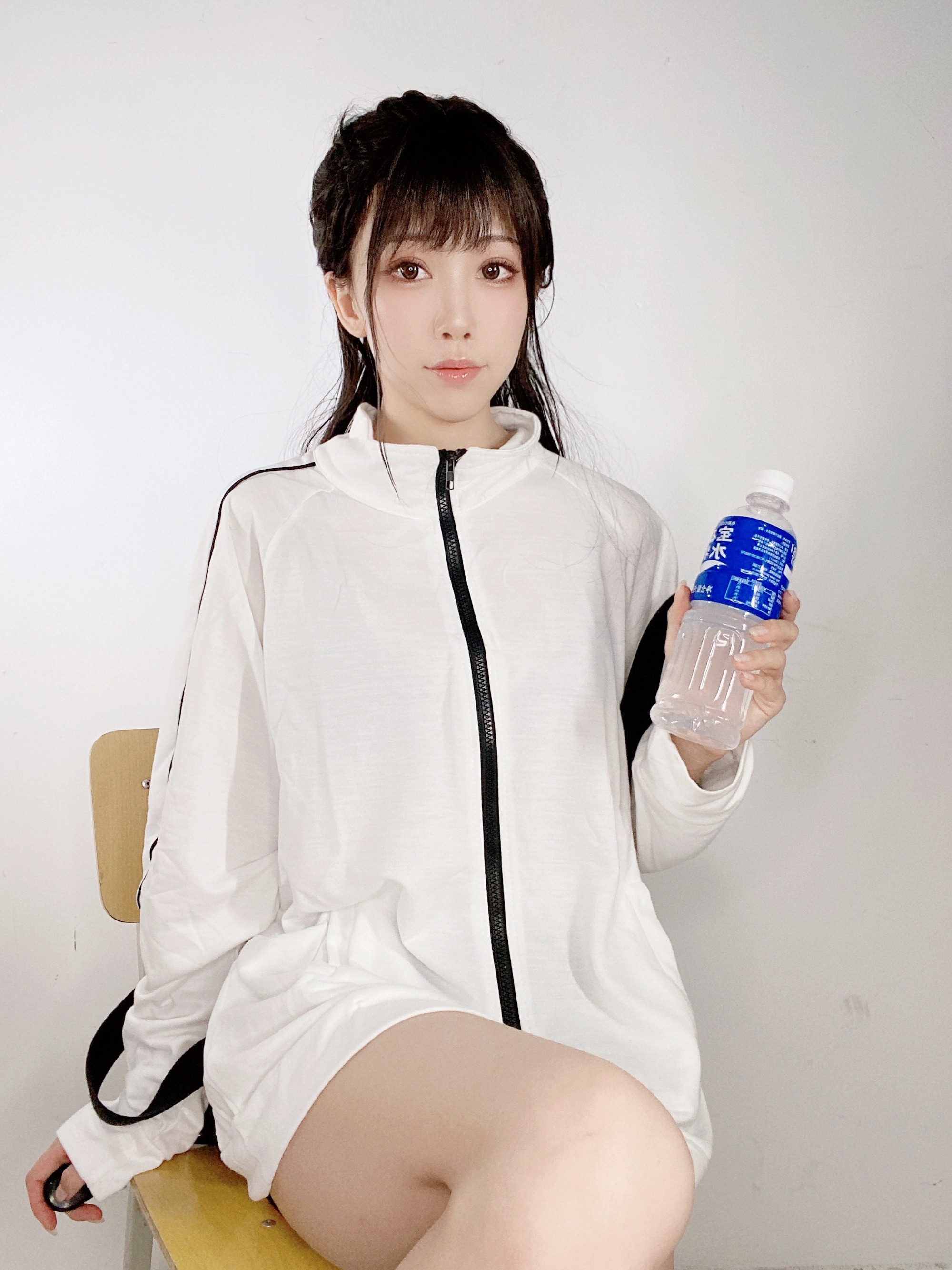 水淼aqua竞技泳装运动内衣自拍41P0109在线欣赏