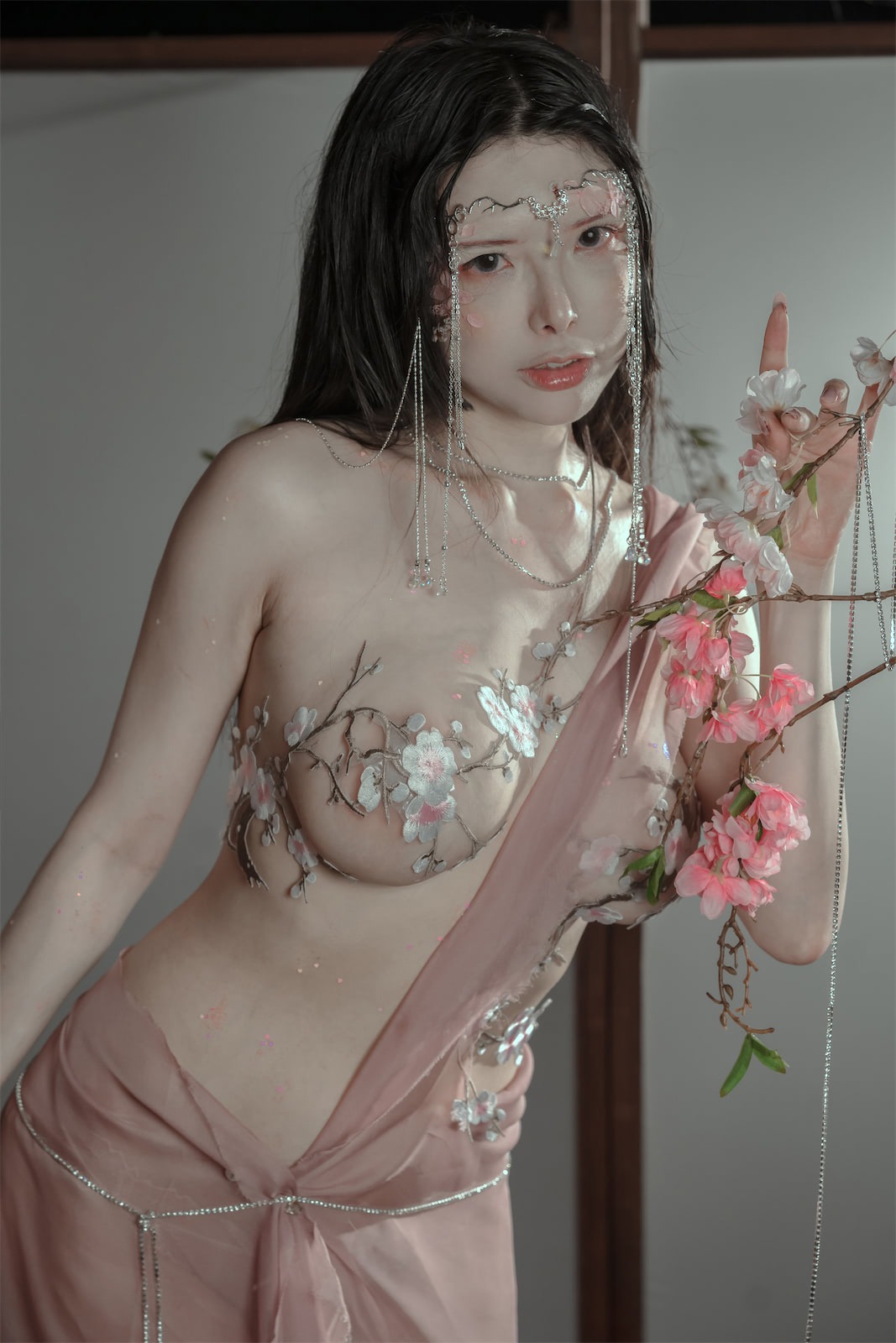 秋和柯基粉0301最新写真