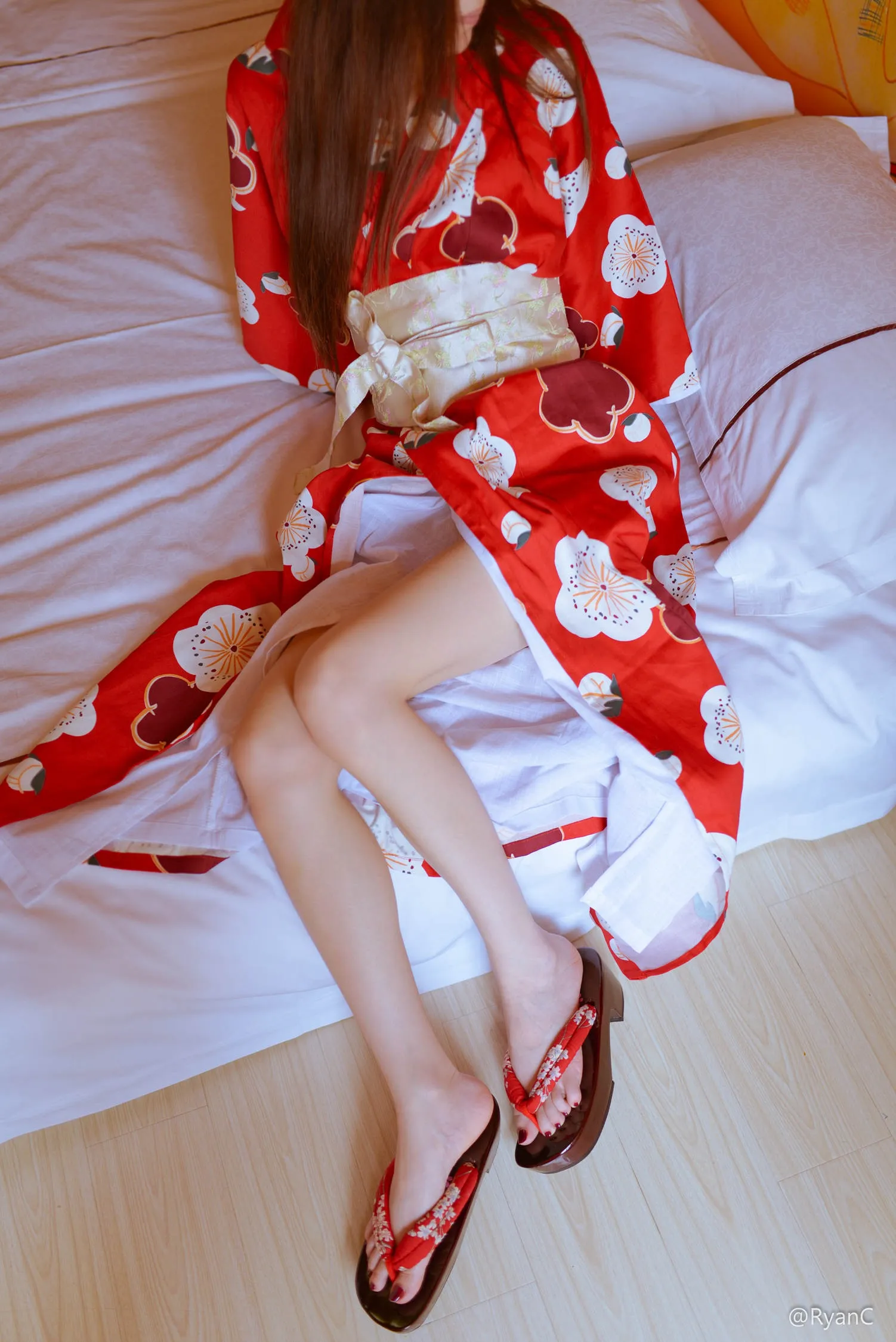 萌兰酱和服100P1121每日更新