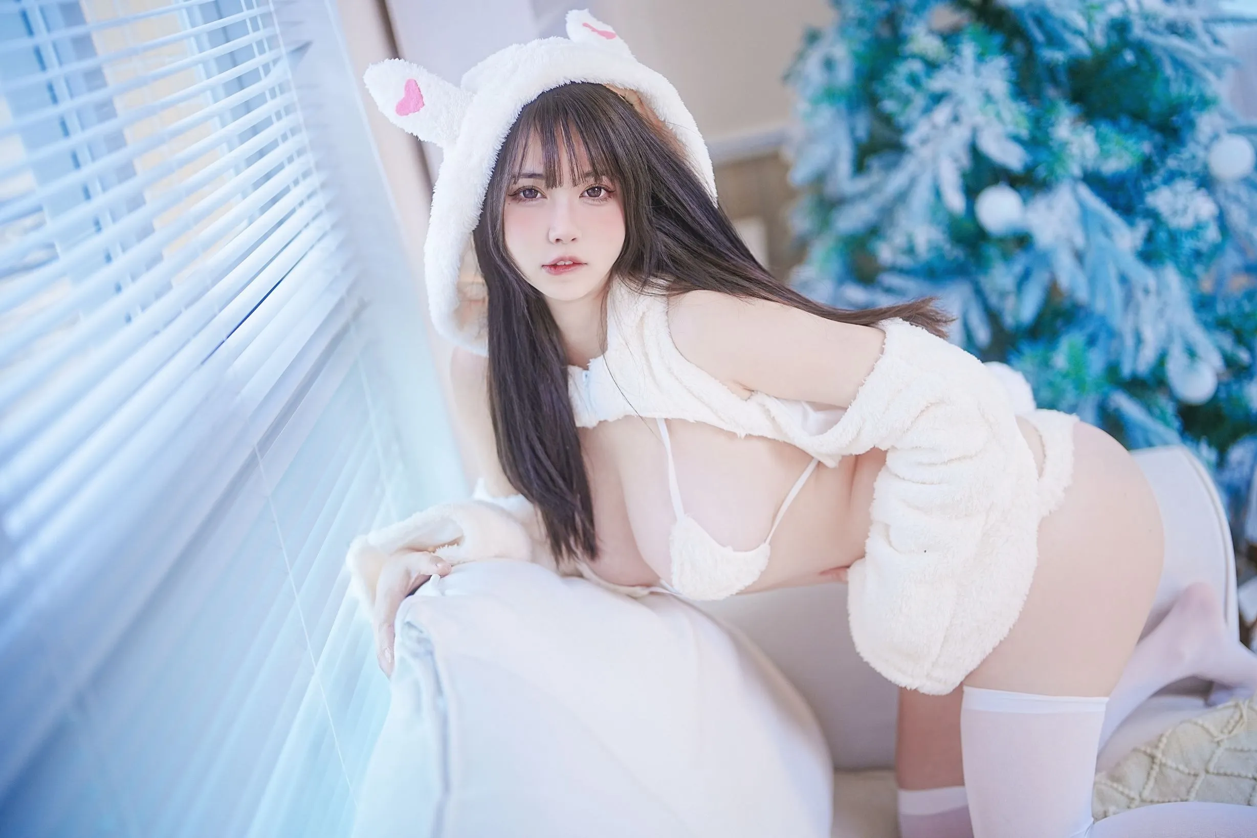 Tina很妖孽呀小兔子乖乖52P699MB高清全套