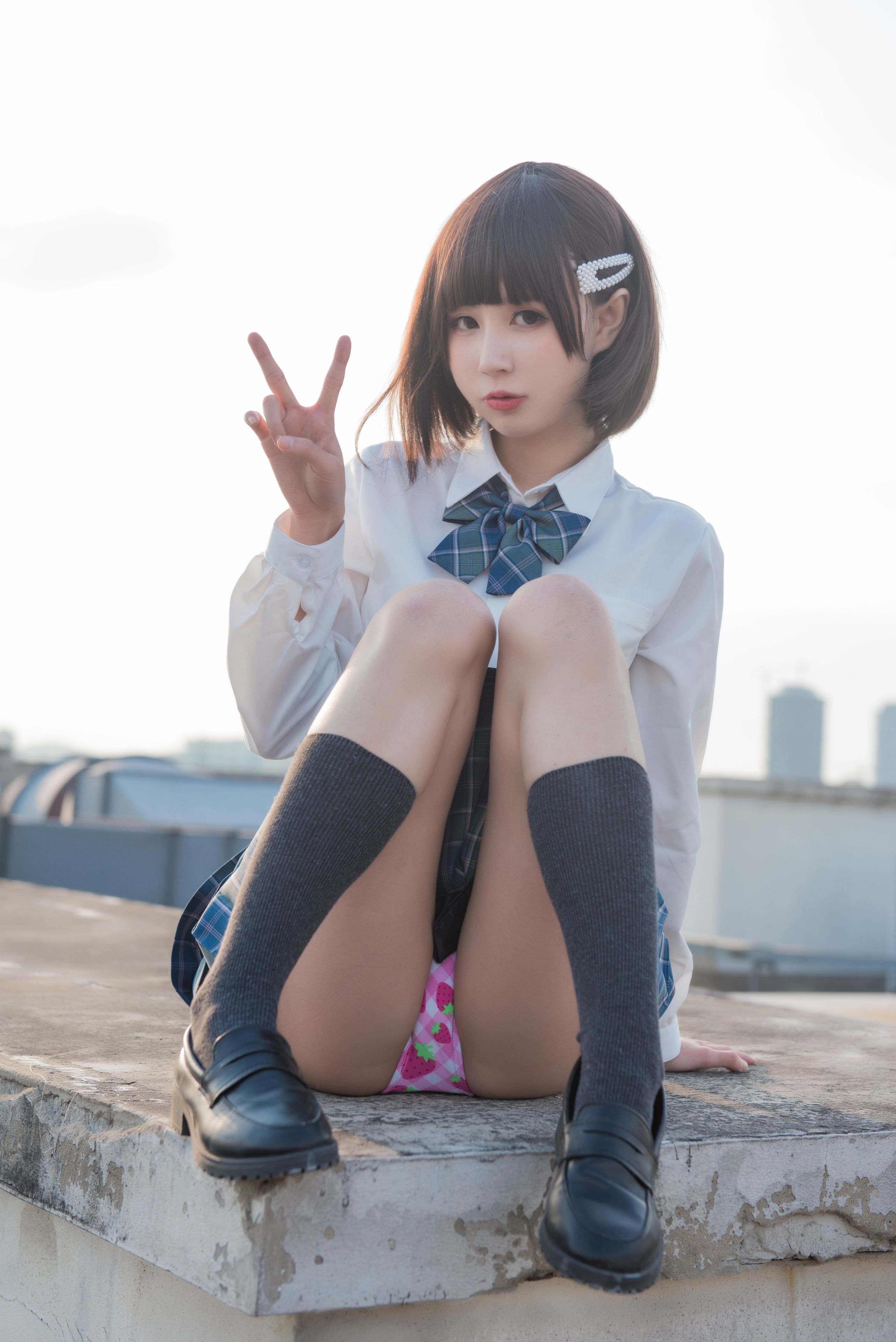 西园寺南歌NO01少女裙底高分推荐