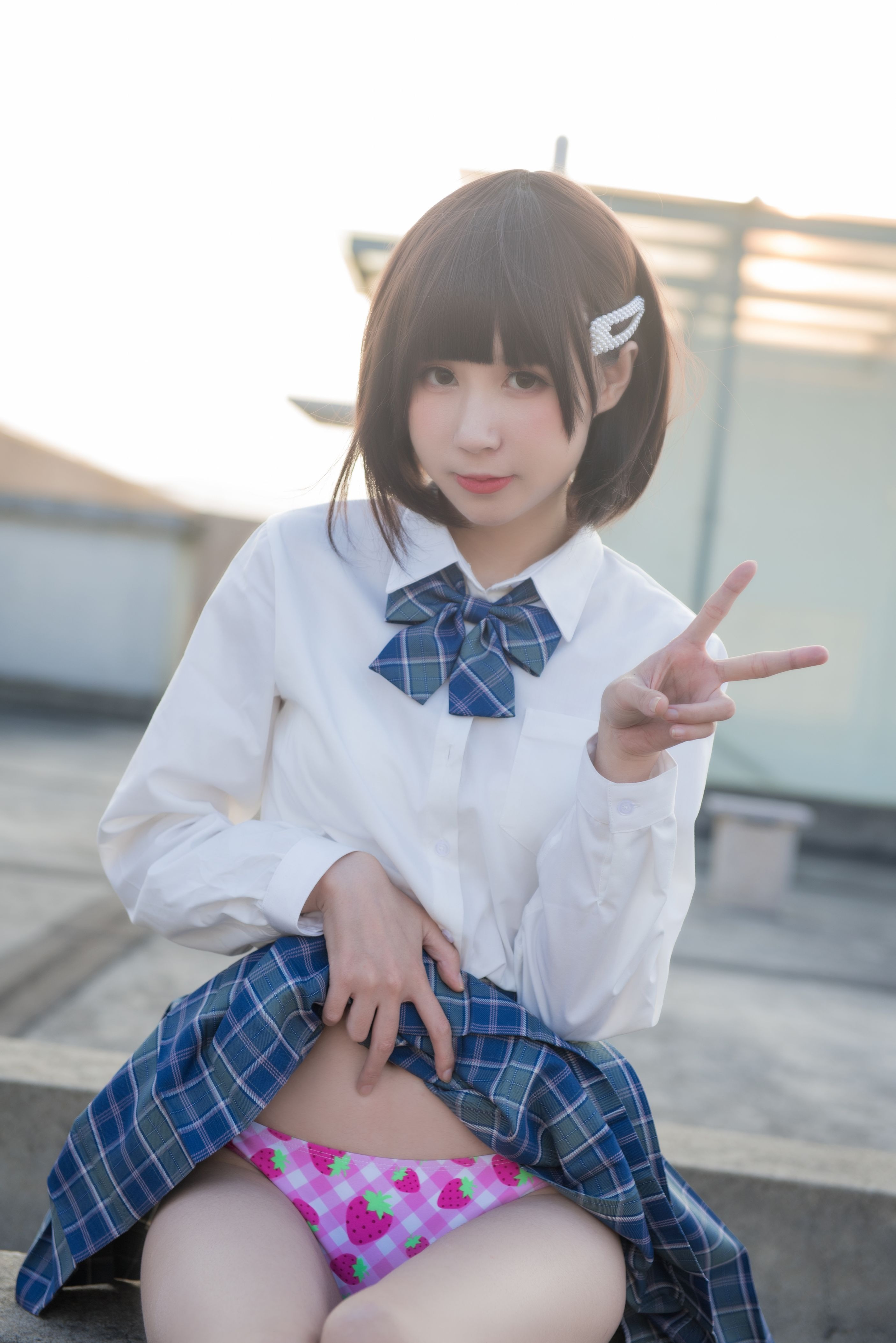 西园寺南歌NO01少女裙底高分推荐
