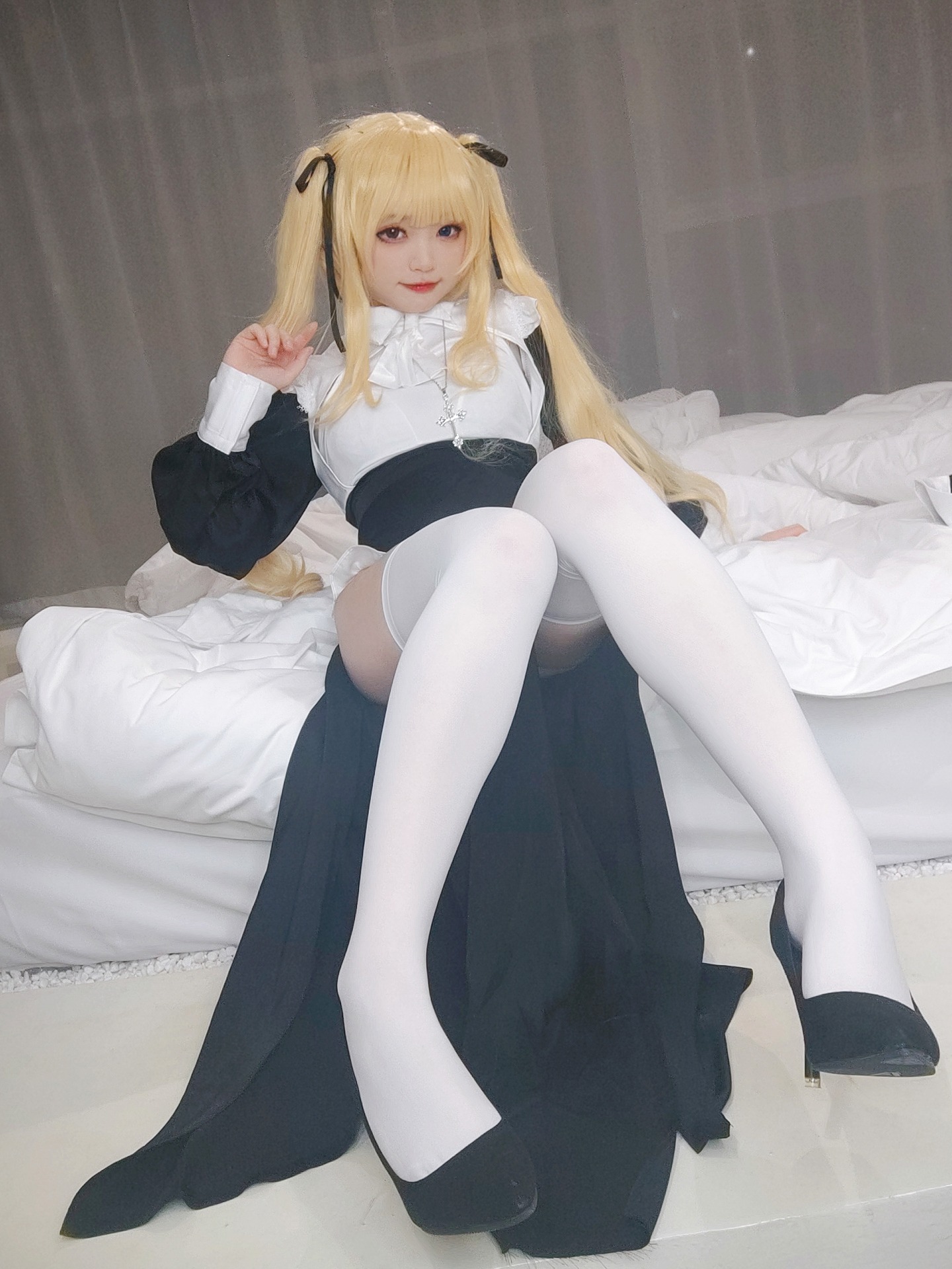 神沢永莉英梨梨修女自拍129P200MB高清写真