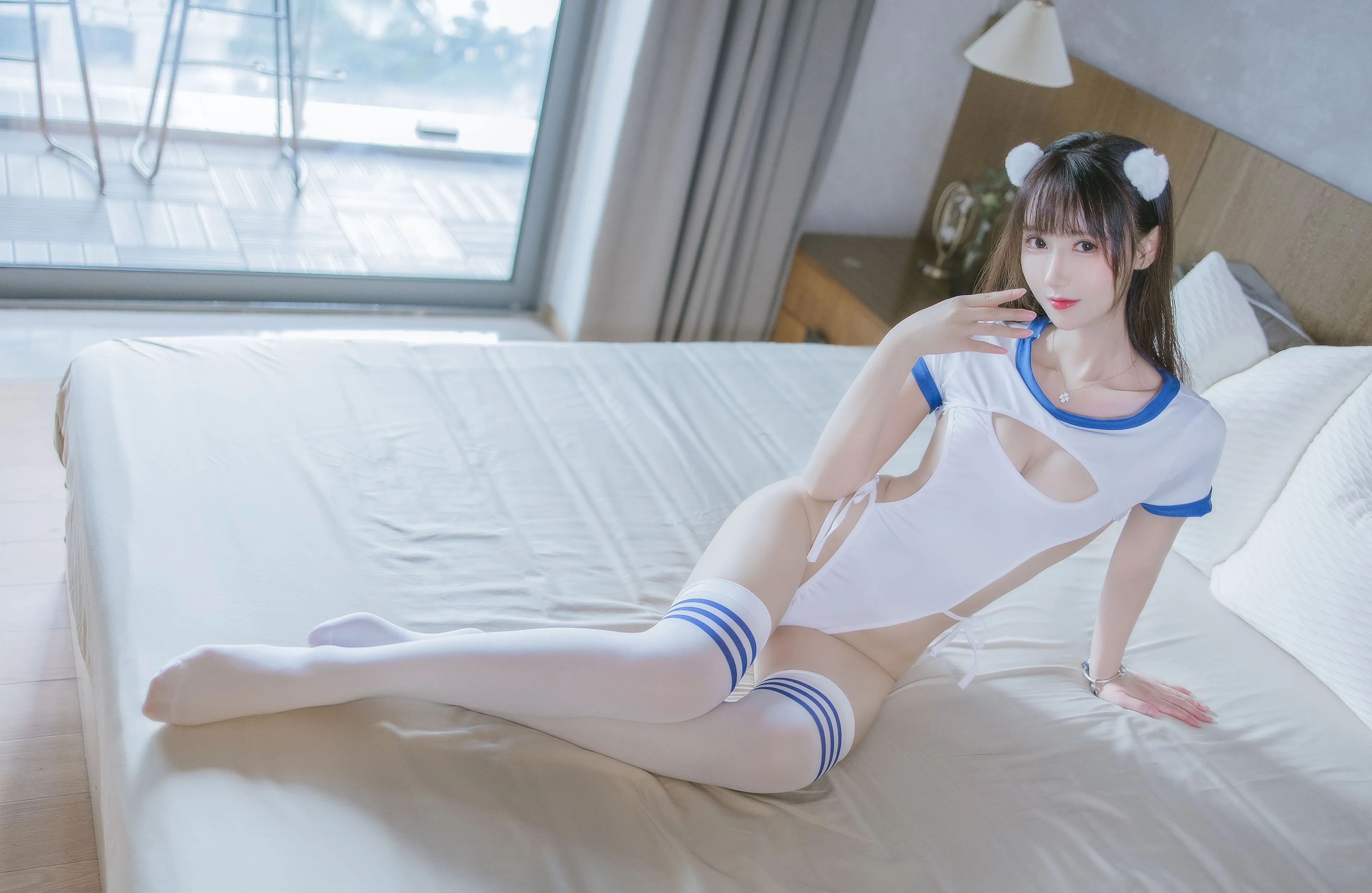 羽生三未蓝白私房38P600M1009高清写真