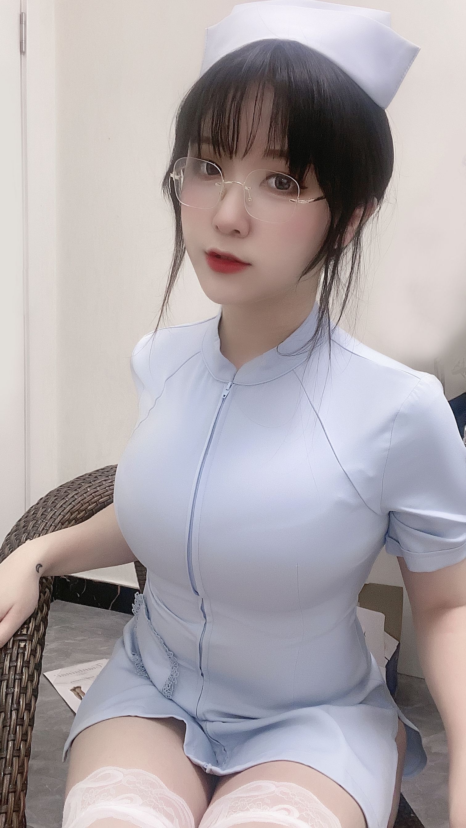 奇行家狗崽NO07七三蓝护士16P80MB0425人气写真