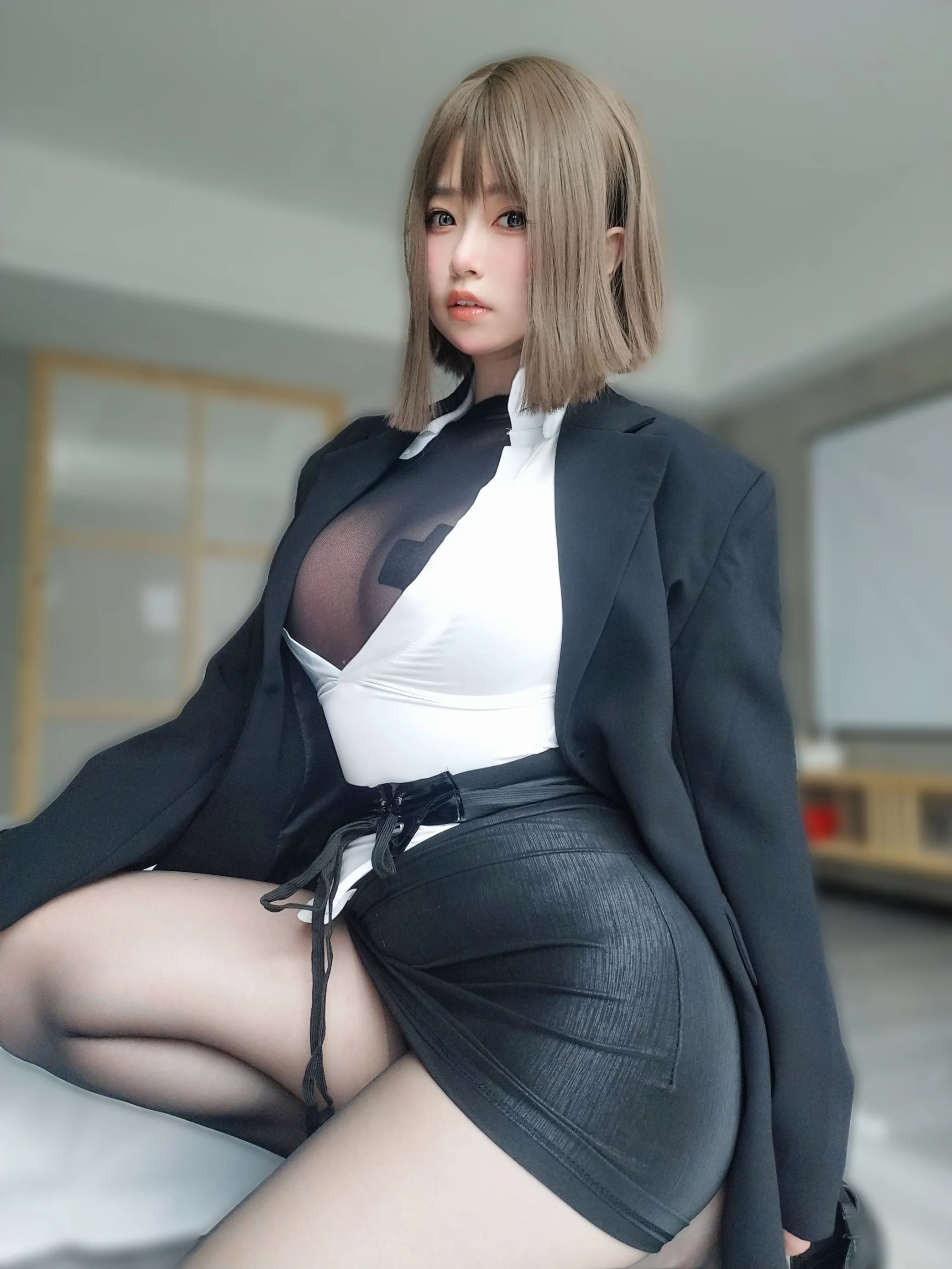 女主K大胆的秘书0101高清图