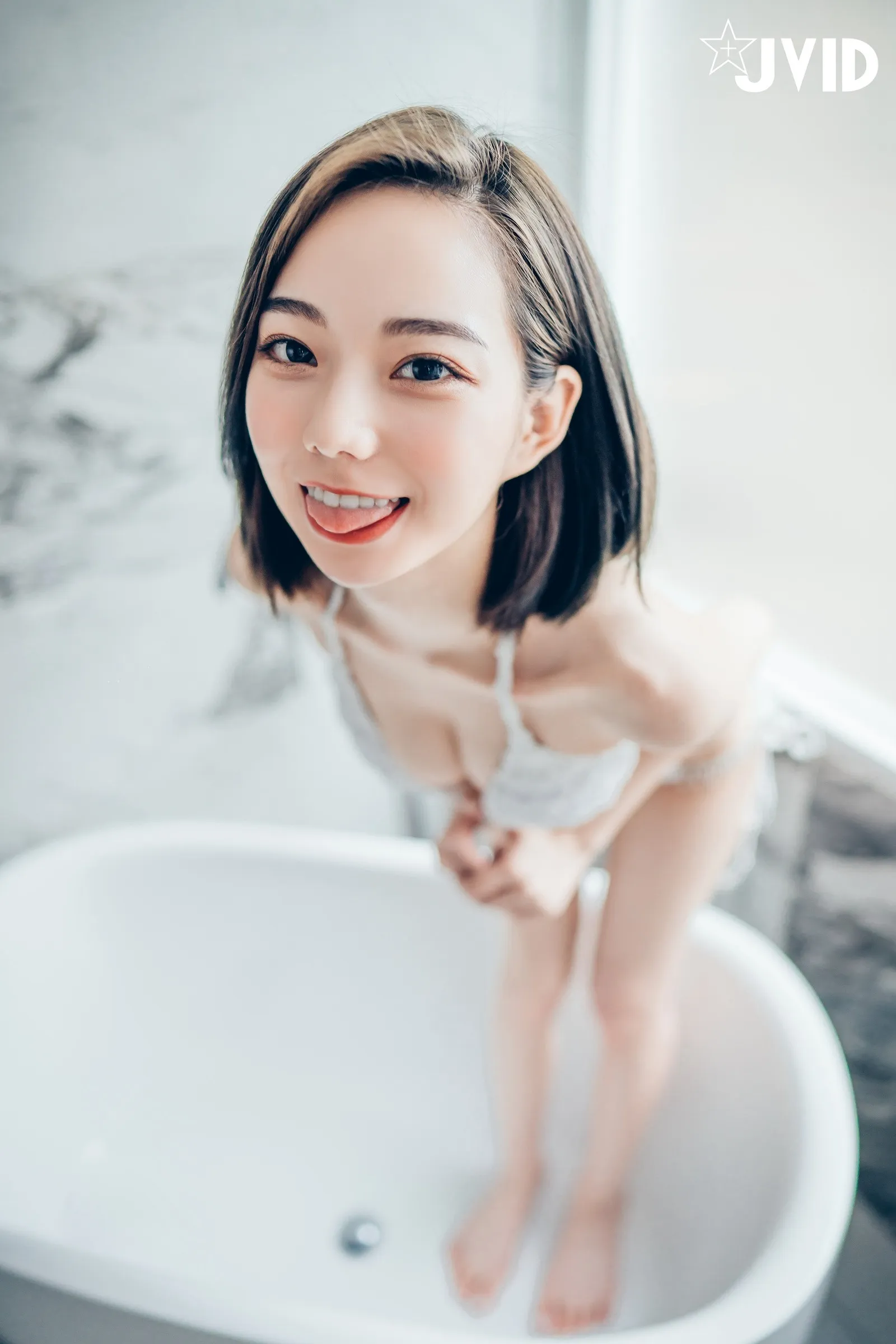 JVID啾啾amp辰辰两只猫咪的亲密接触爆款写真