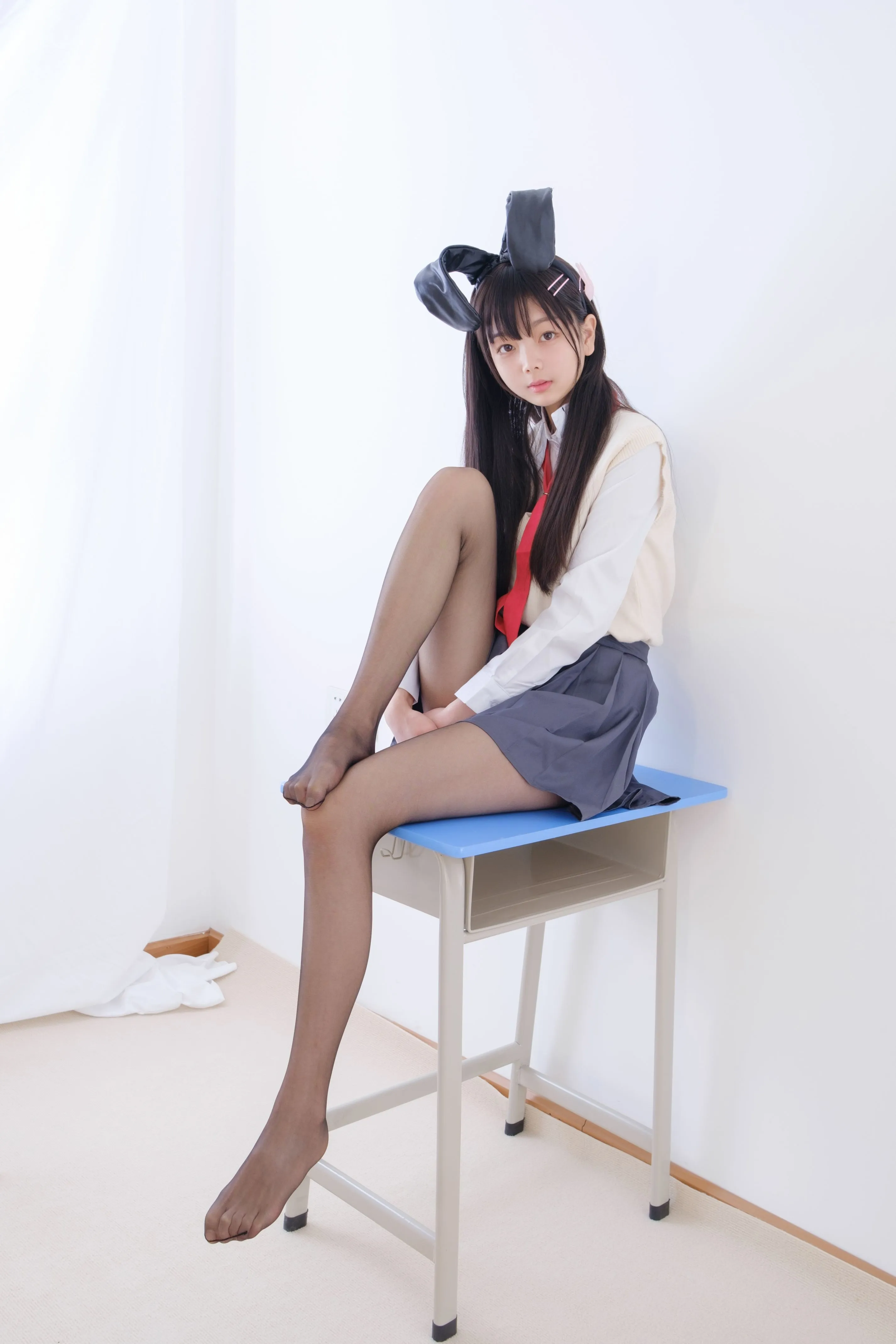 VIP夜夜麻衣学姐87P1V306G青春猪头麻衣学姐cos夜夜87图1视频306G首发资源