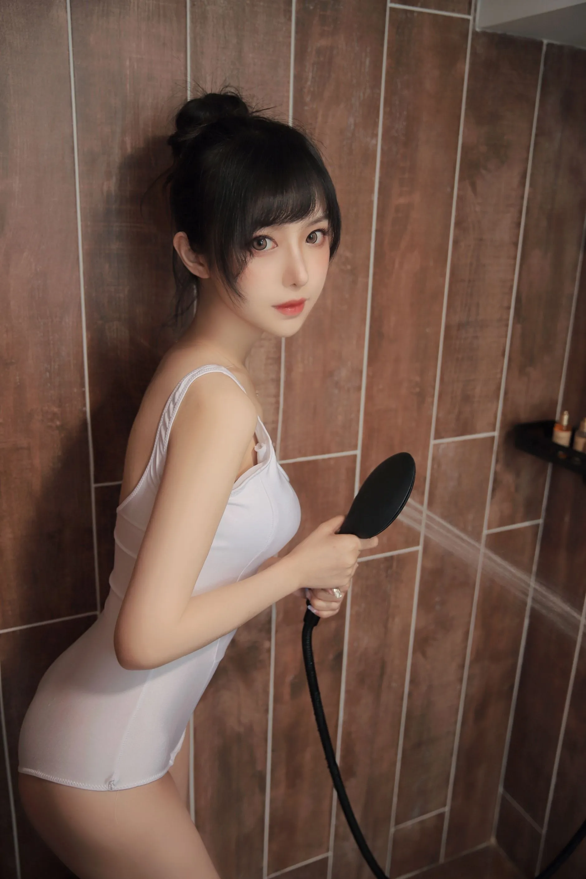 Shika小鹿鹿半透浴室22P51MB0613网红写真