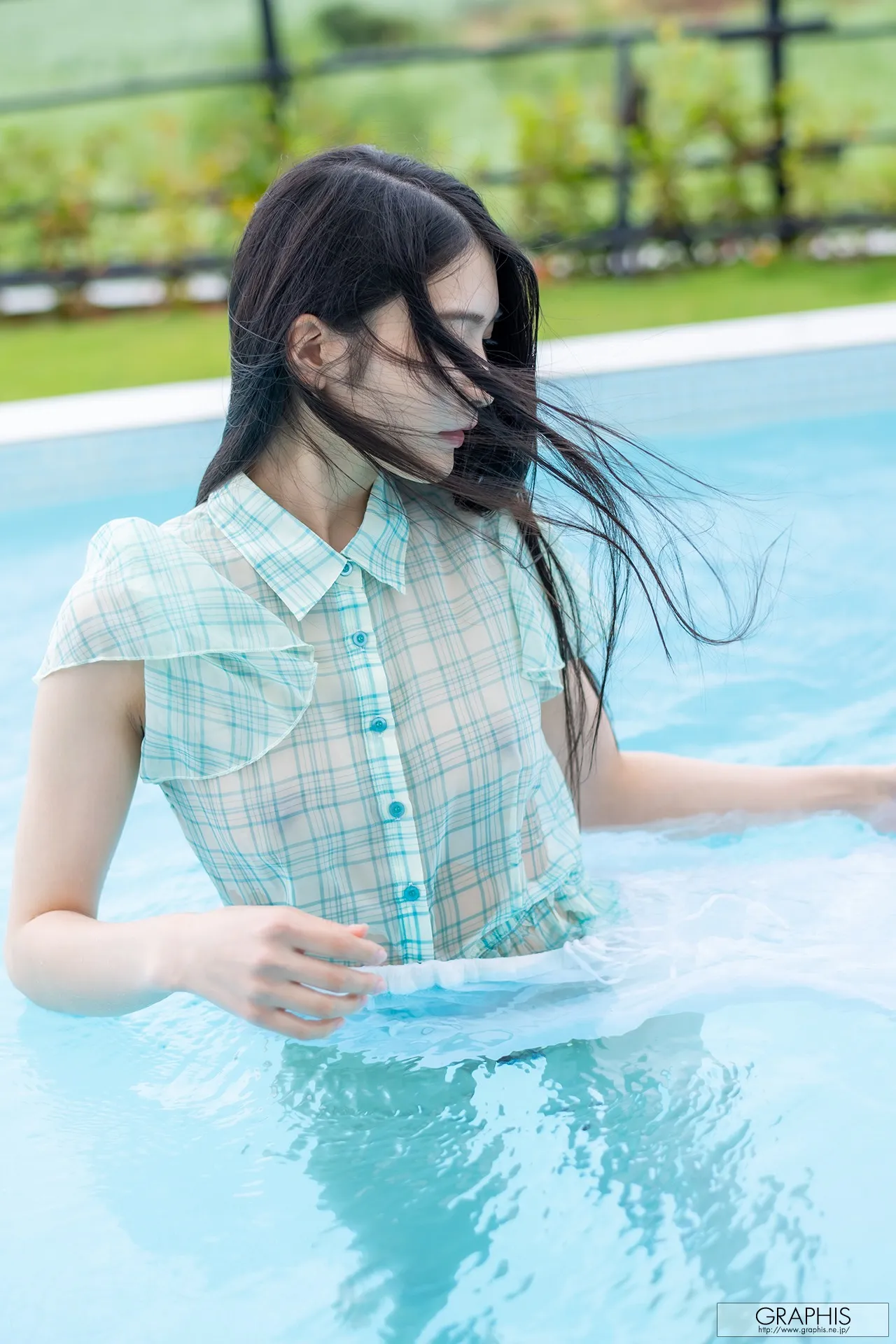 GraphisRAINYSEASONSPECIAL2021本庄鈴161P0617网红写真