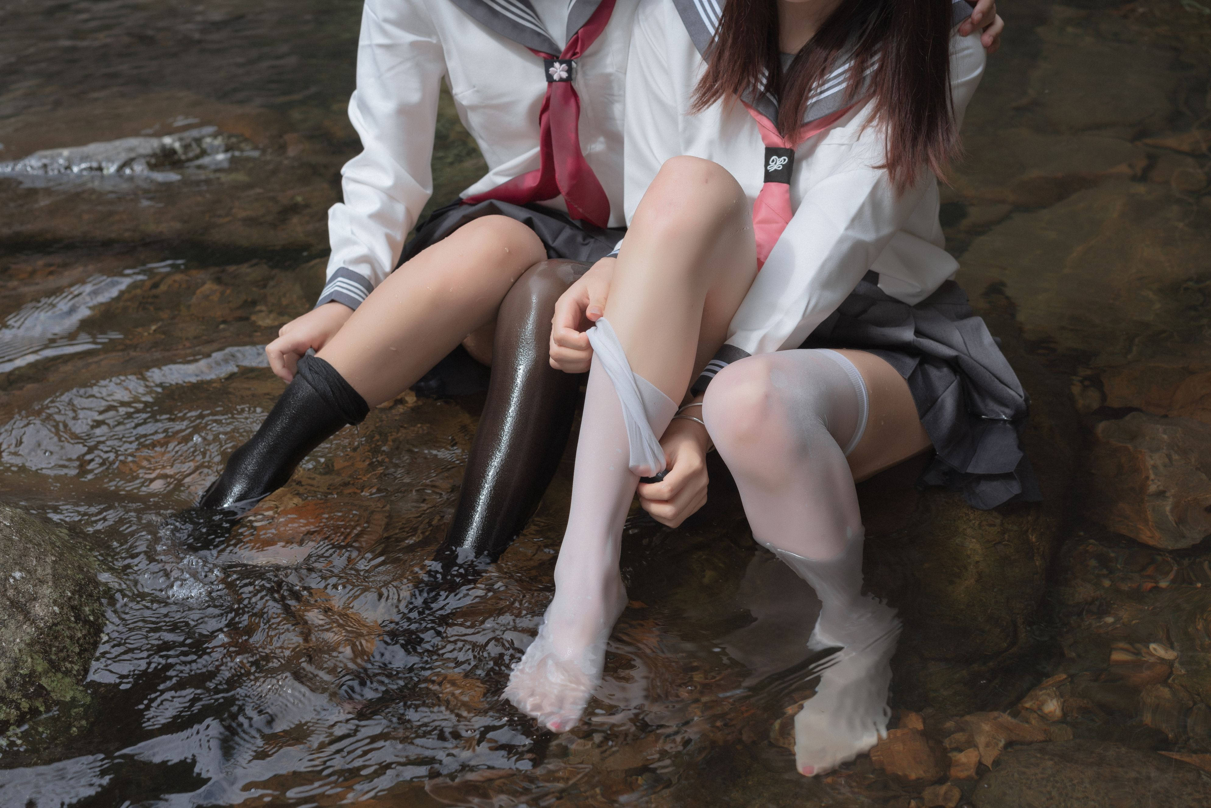 萌芽儿X请叫我若生小溪JK百合限时福利