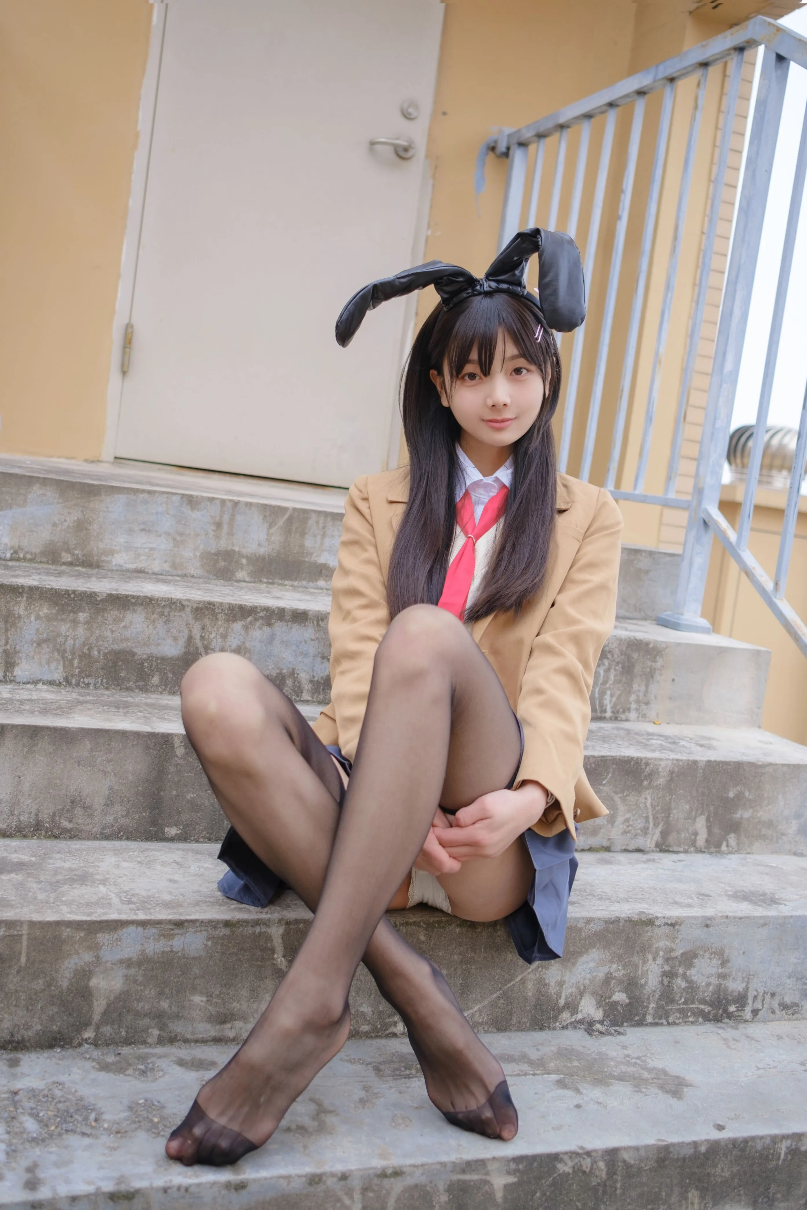 VIP夜夜麻衣学姐87P1V306G青春猪头麻衣学姐cos夜夜87图1视频306G首发资源