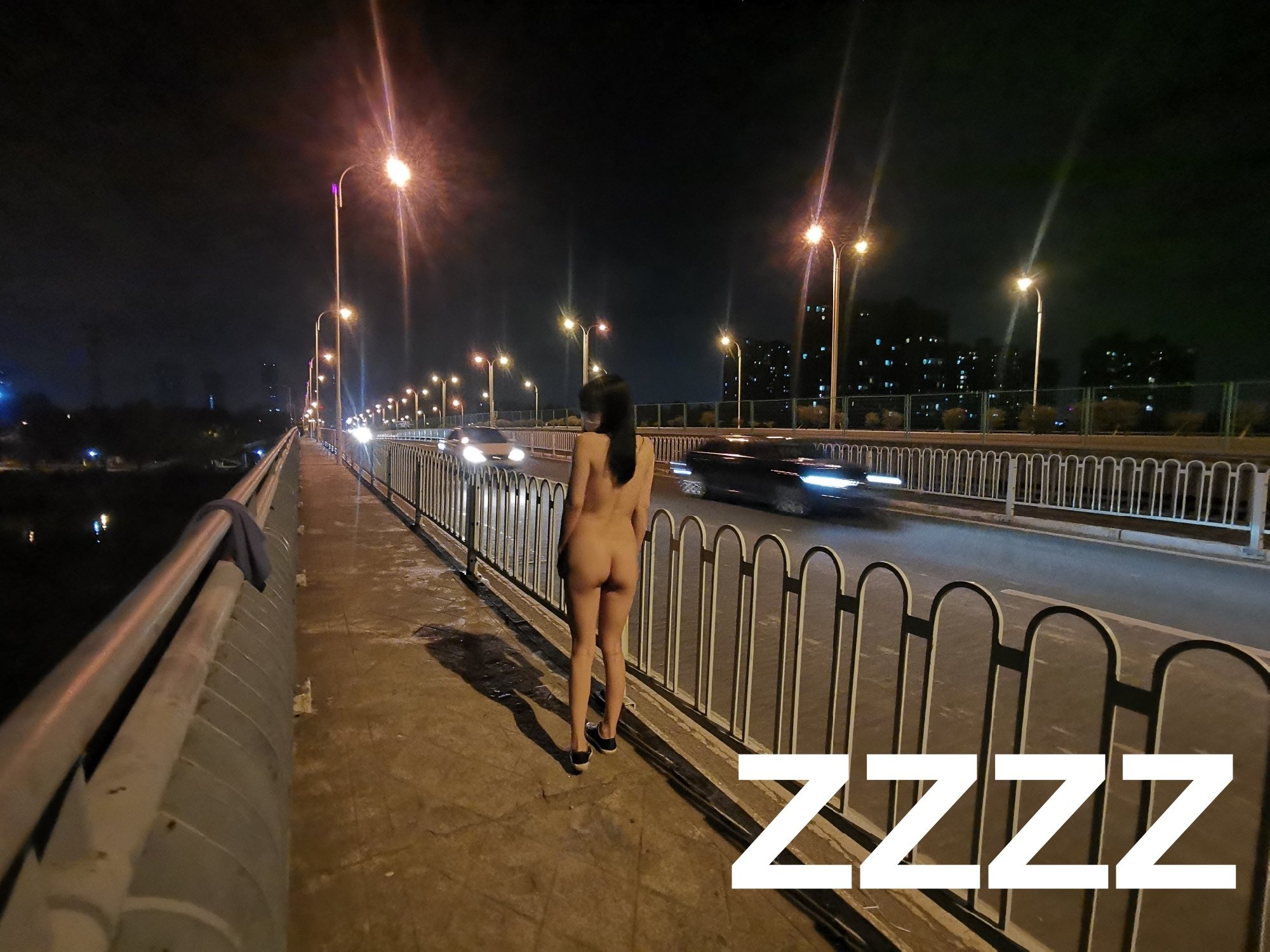 广州情侣ZZZZ全裸露出126P0812免费体验