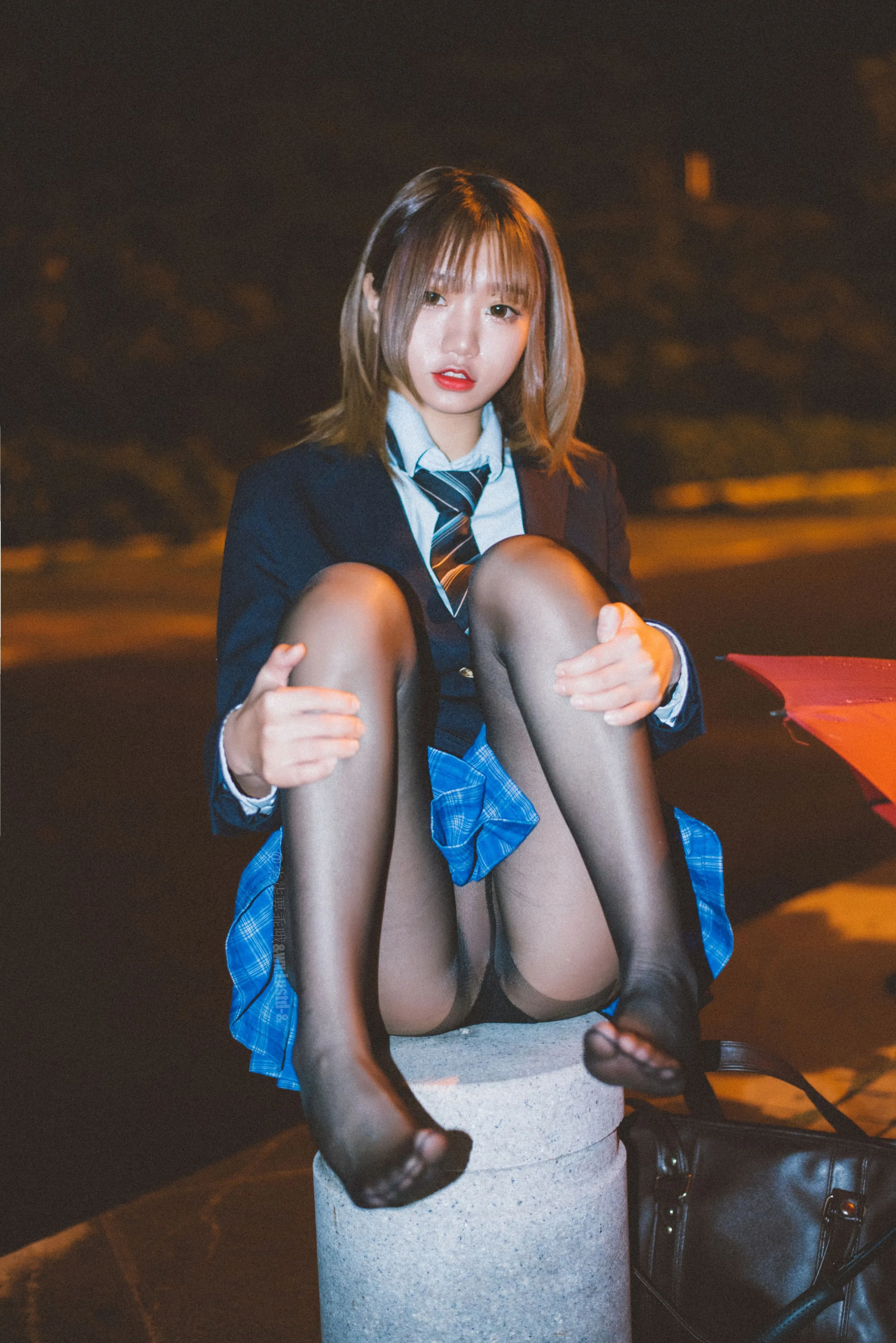 柒柒不可爱深夜公园JK36P0610独家发布