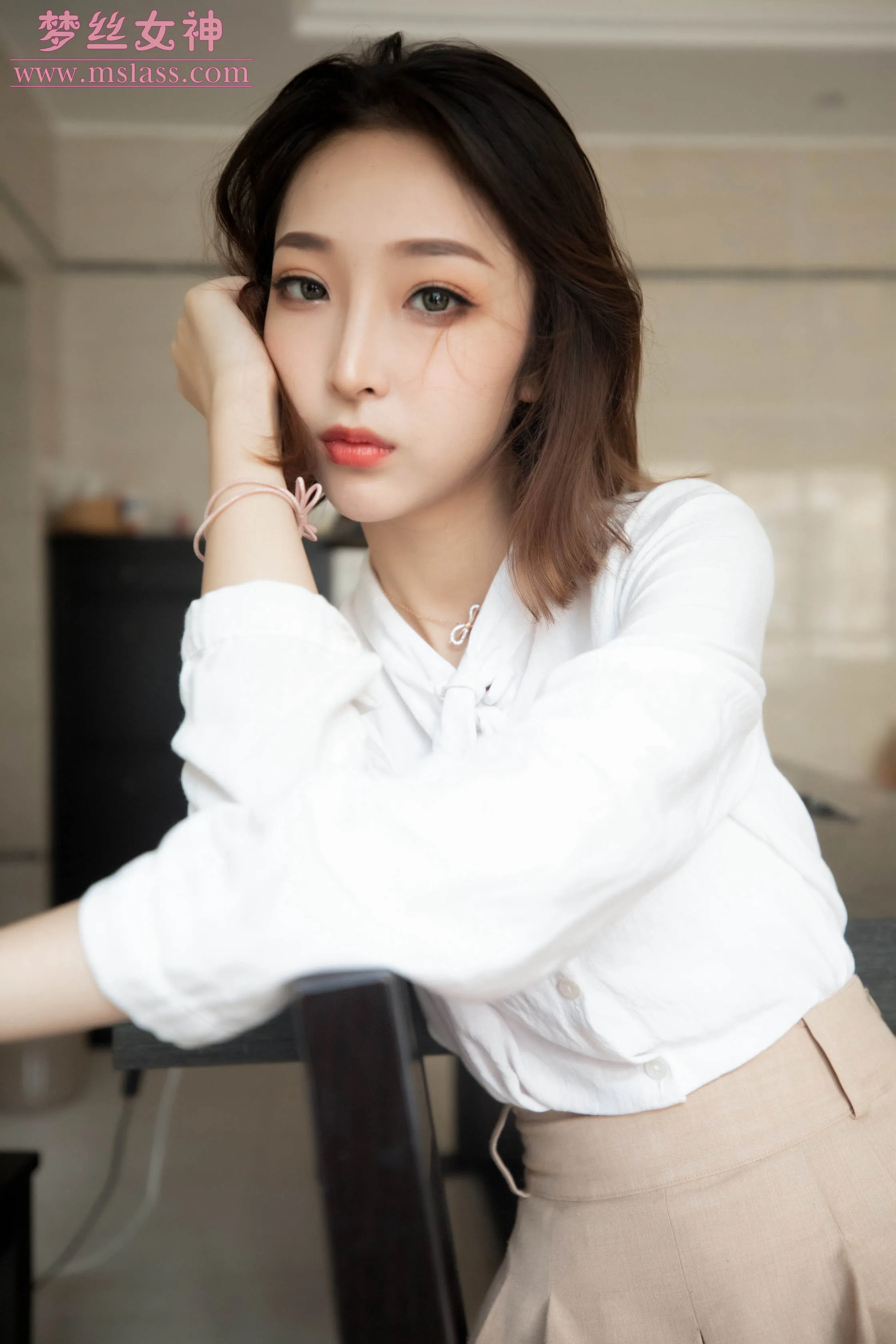 MSLASS梦丝女神乔儿肉色69P1024高清图