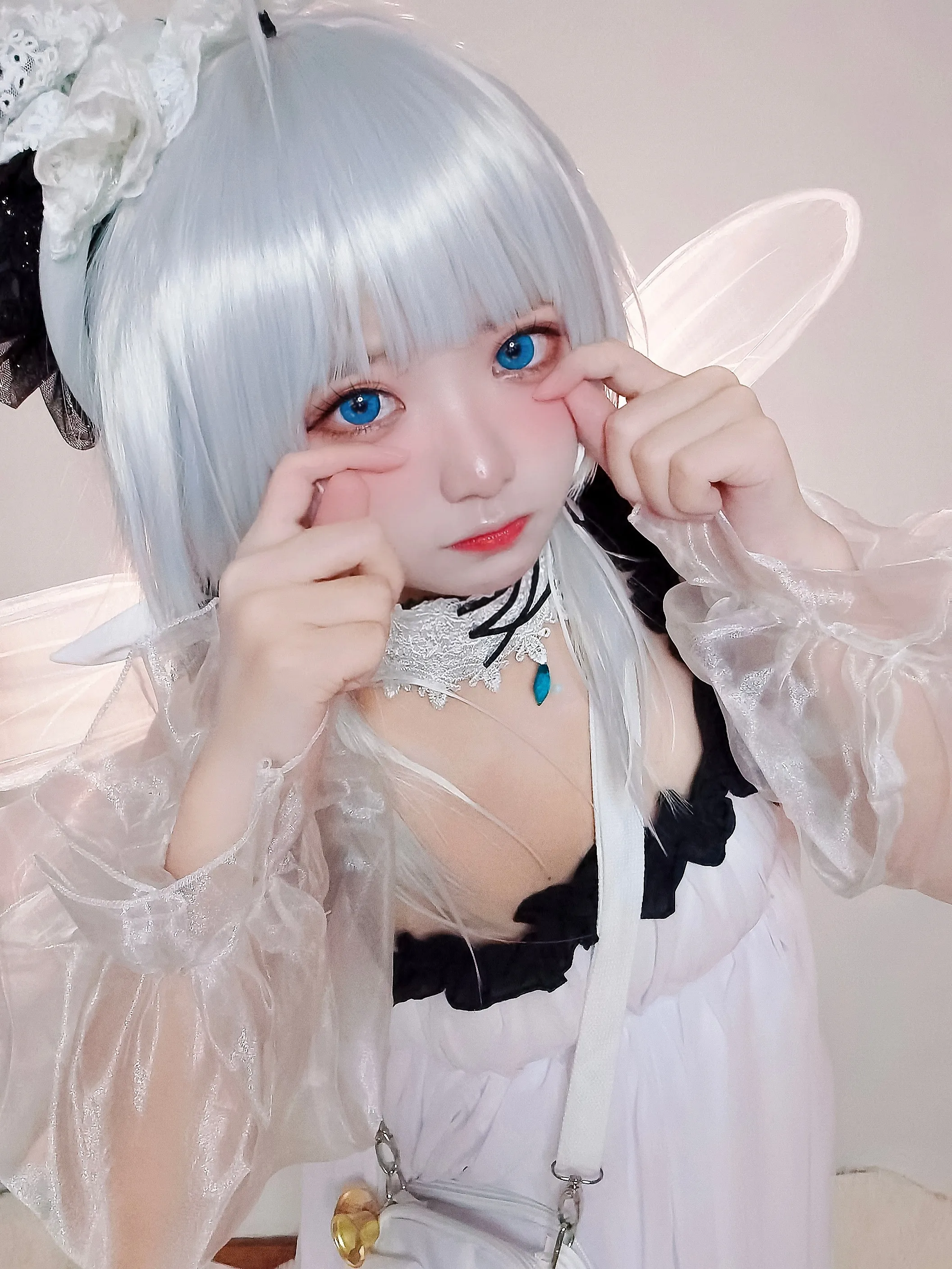 伊喵君_Nya碧蓝航线小光辉19P70MB最新写真