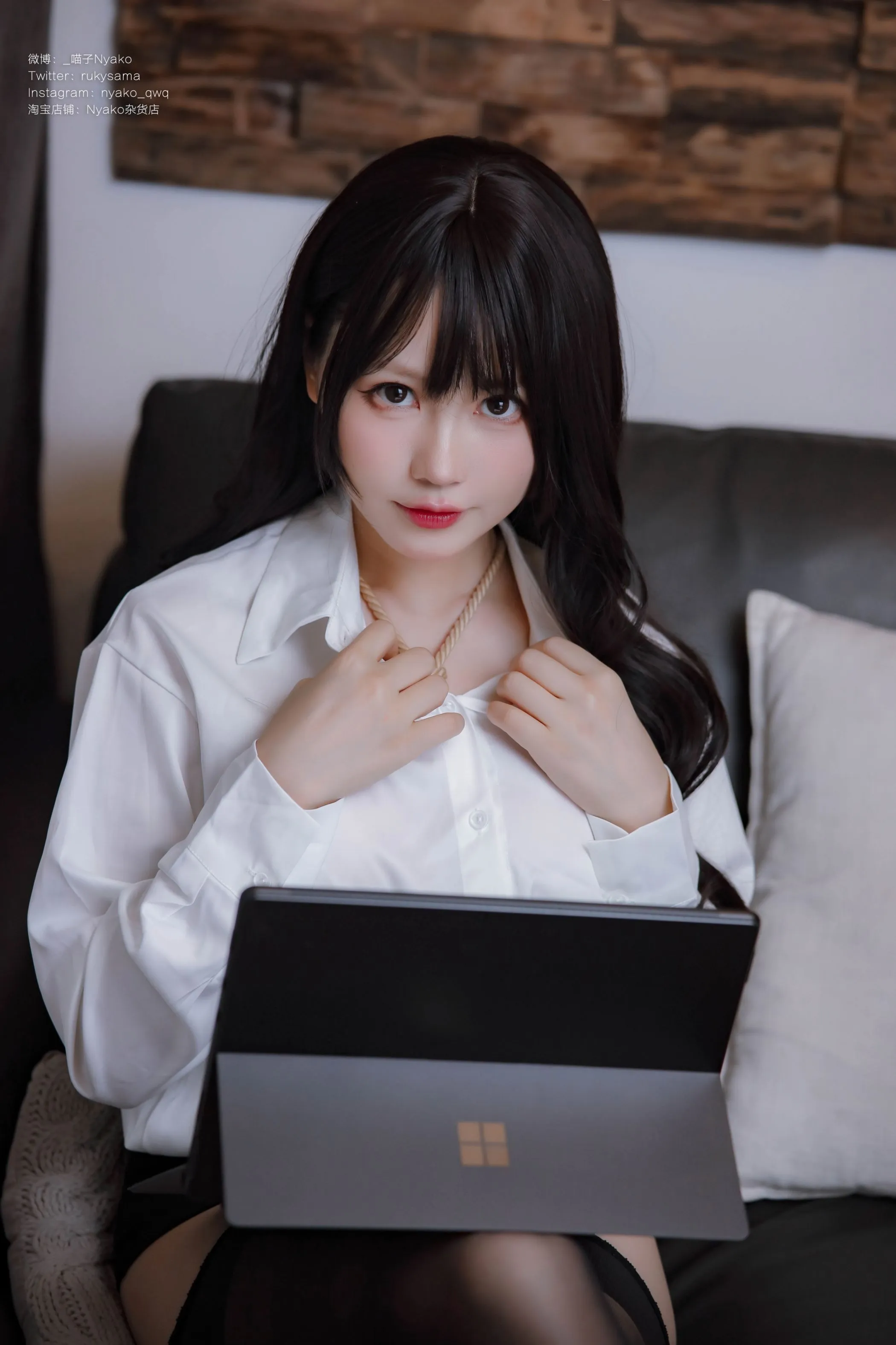 Nyako喵子VOL32隣のやばいお姉さんOL78p1v715M收藏必备