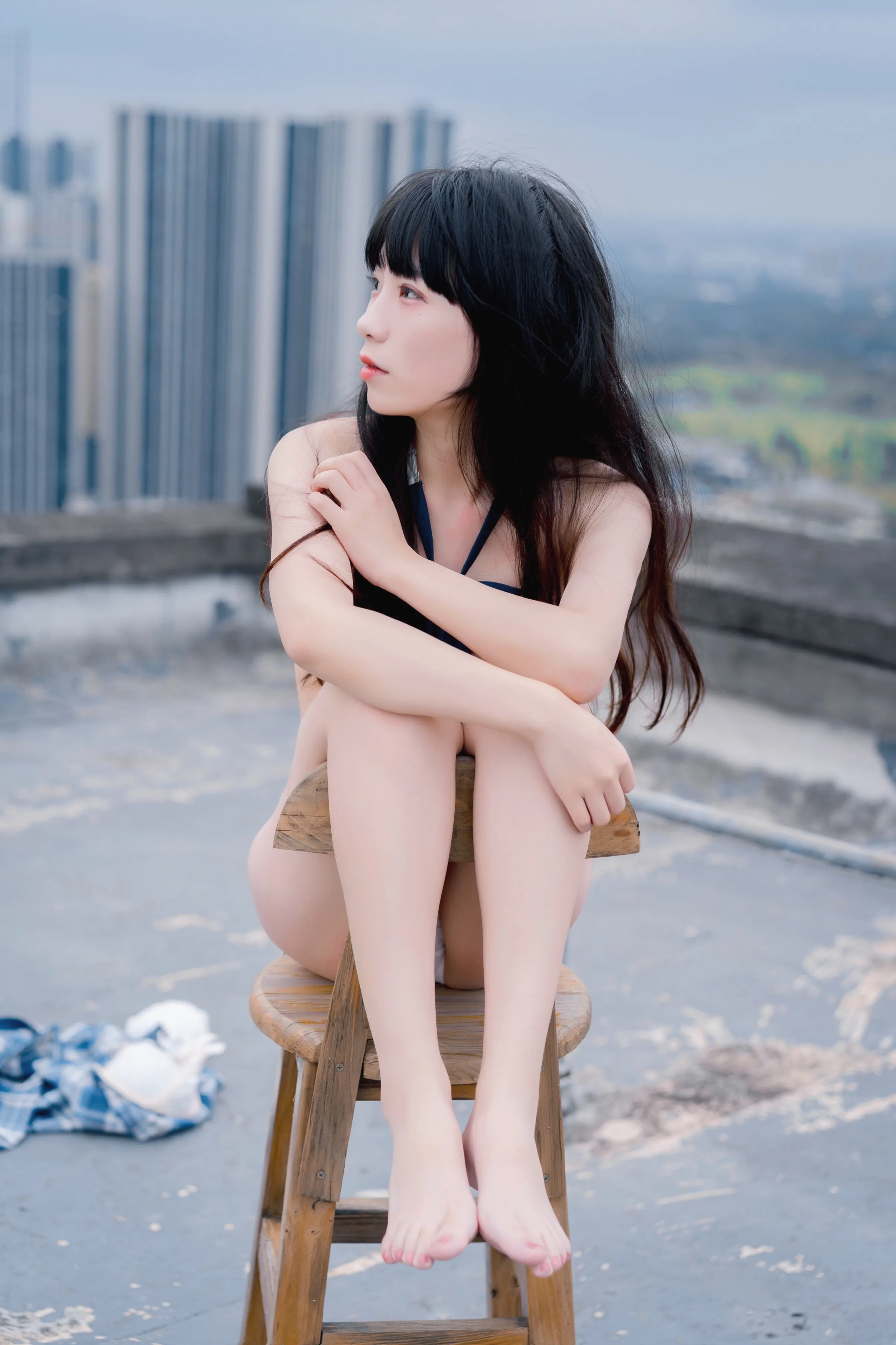 usejan蓝蓝等风来42P84MB人气合集