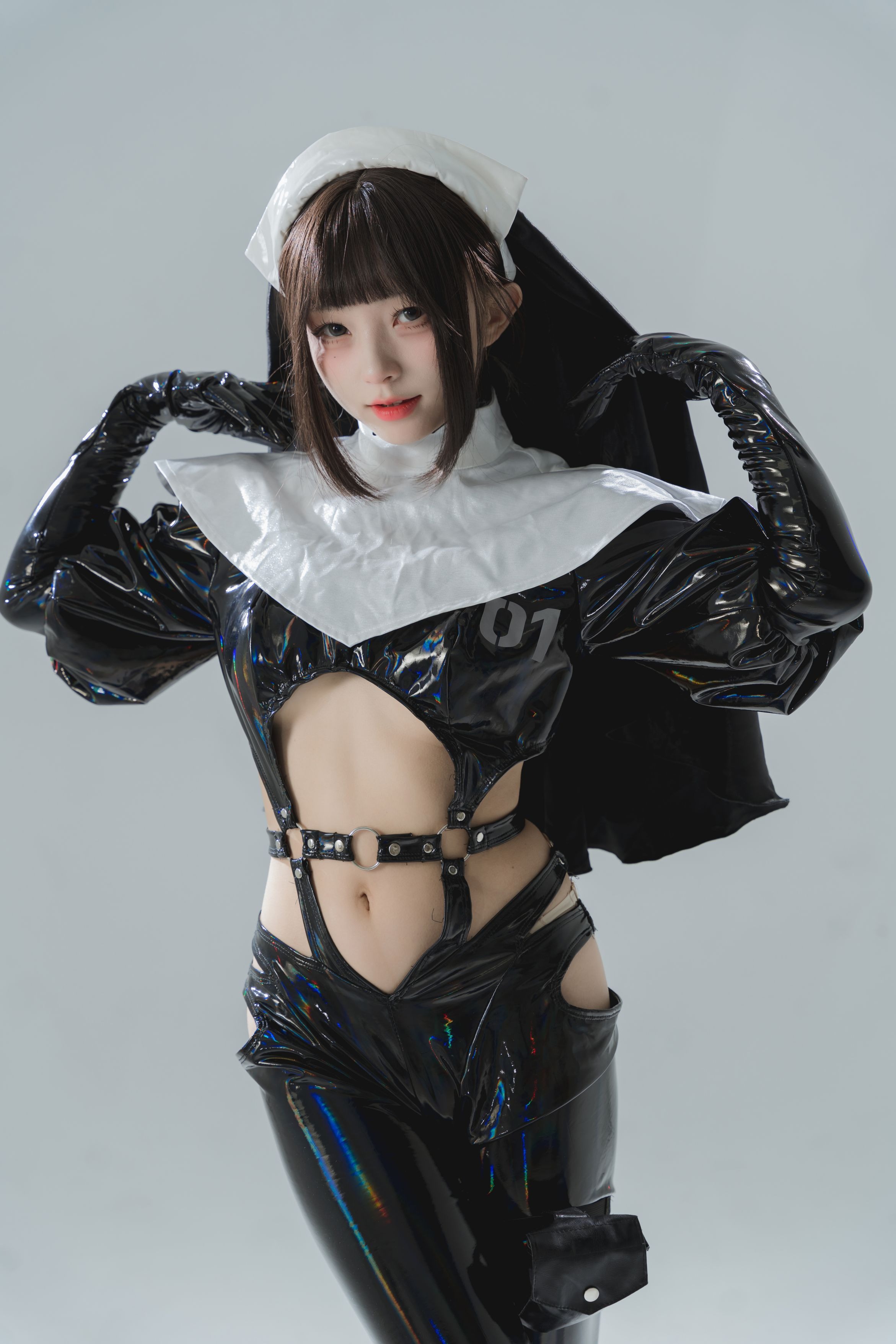 花玲漆皮修女38p10月2打赏群资源原版写真