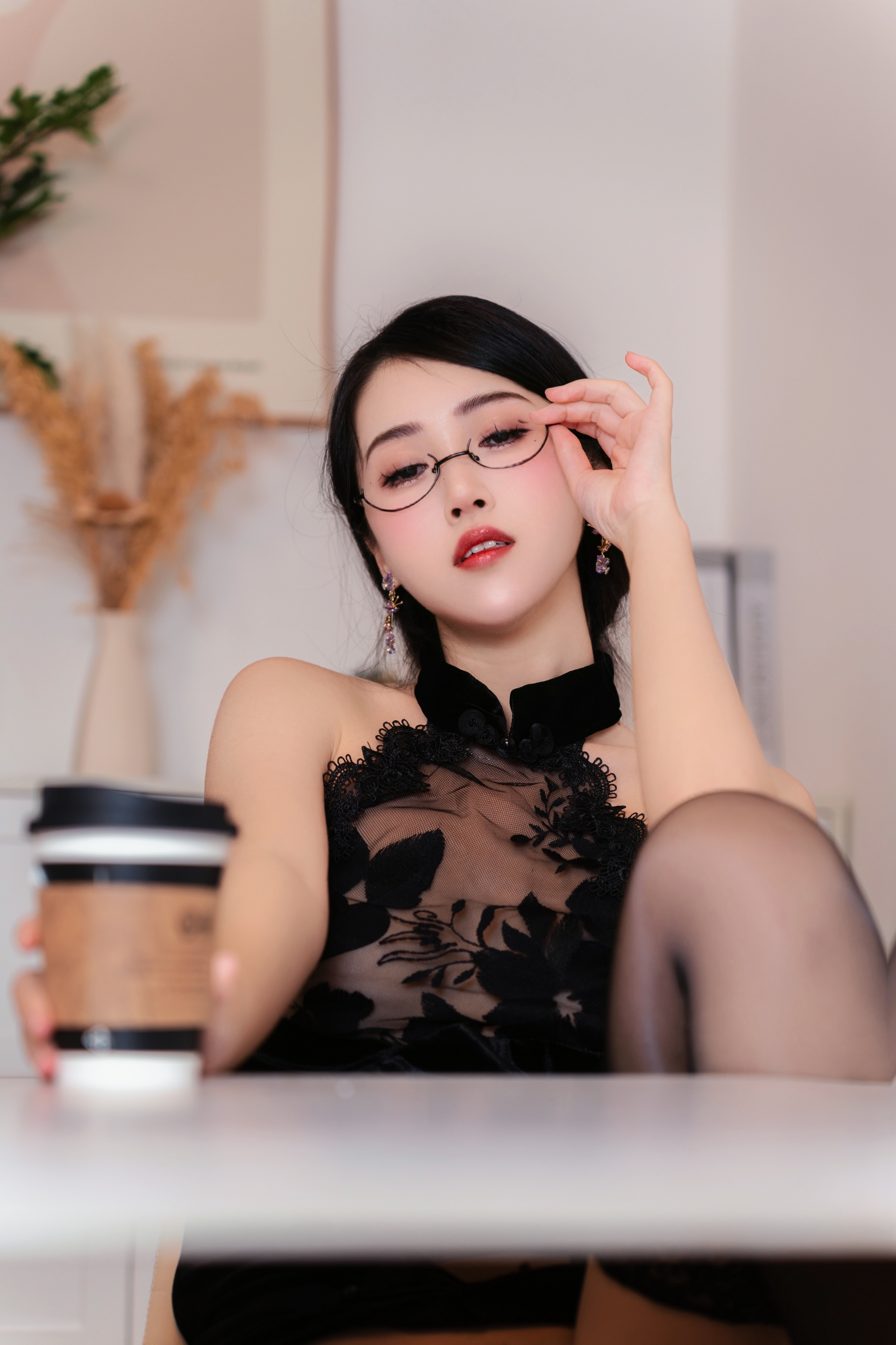 不呆猫黑旗袍过膝袜御姐42P黑旗袍御姐cos不呆猫42张美图必看合集