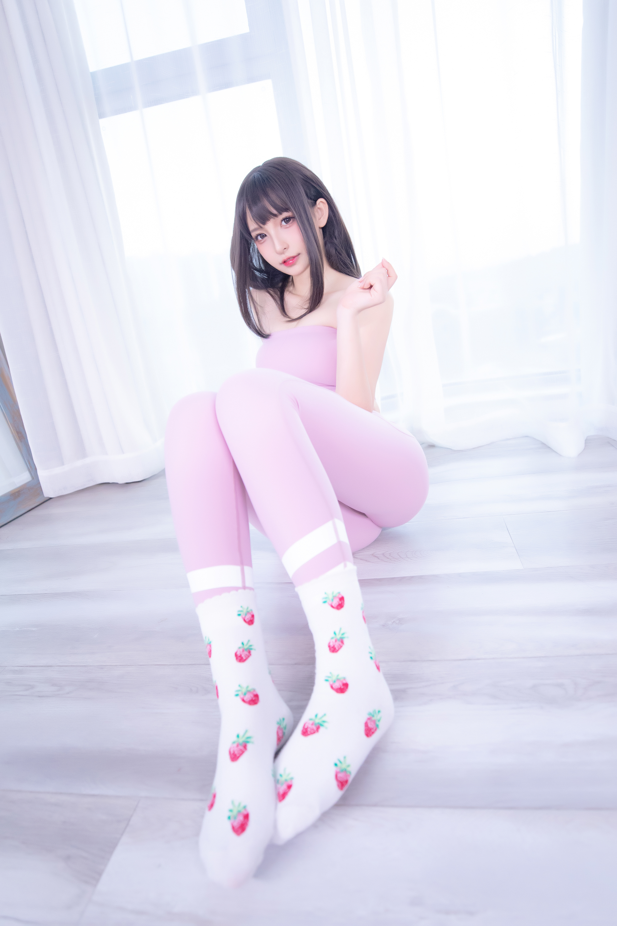 神楽坂真冬草莓蜜桃75P143MB免费资源