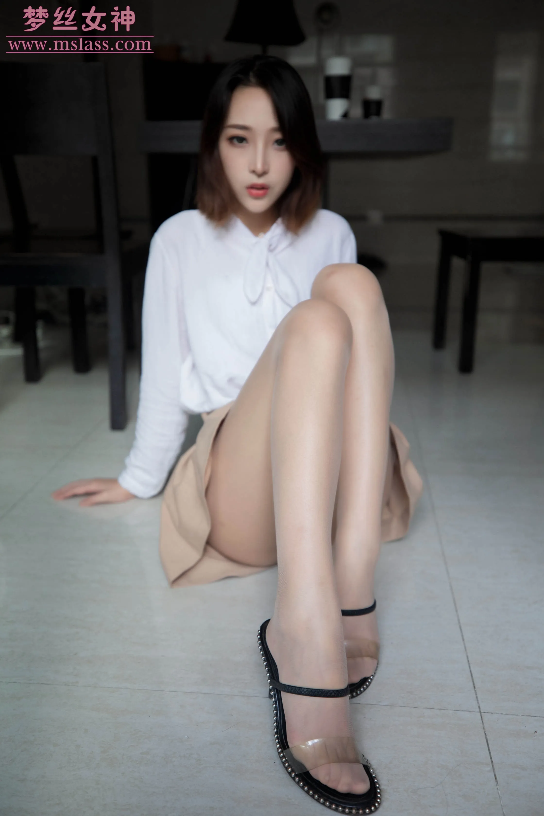 MSLASS梦丝女神乔儿肉色69P1024高清图