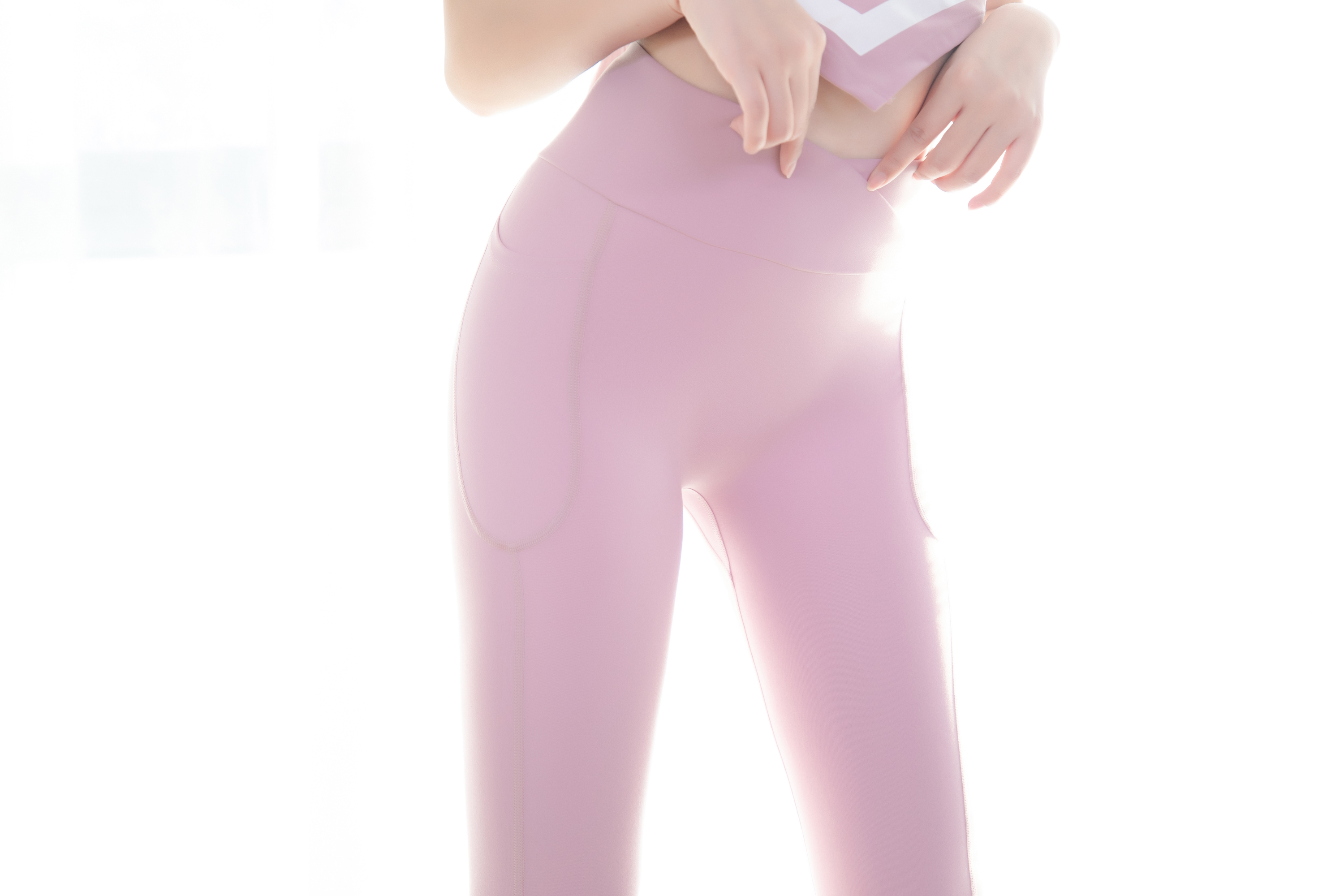 神楽坂真冬草莓蜜桃75P143MB免费资源